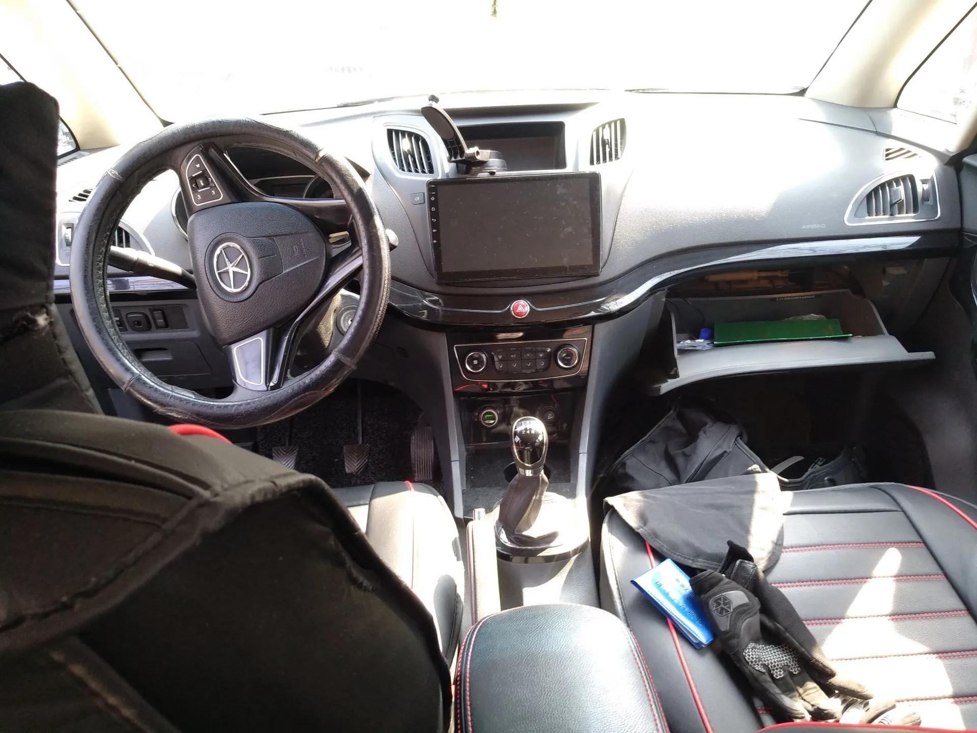 JAC Group Refine M2 2013 1.5L Manual Comfort Model 5 Seats — миниатюра 10