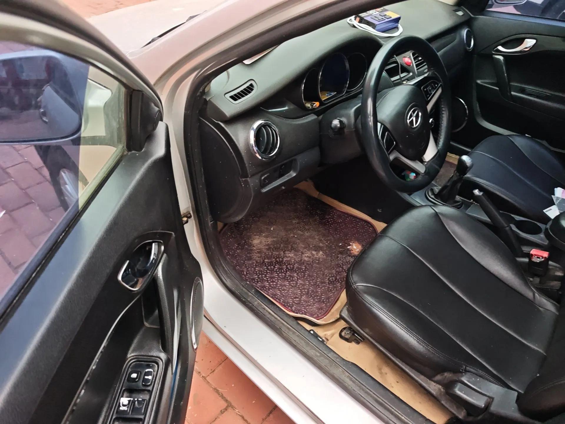 JAC Group Heyue 2012 1.5L Manual Luxury Sport Edition — миниатюра 17
