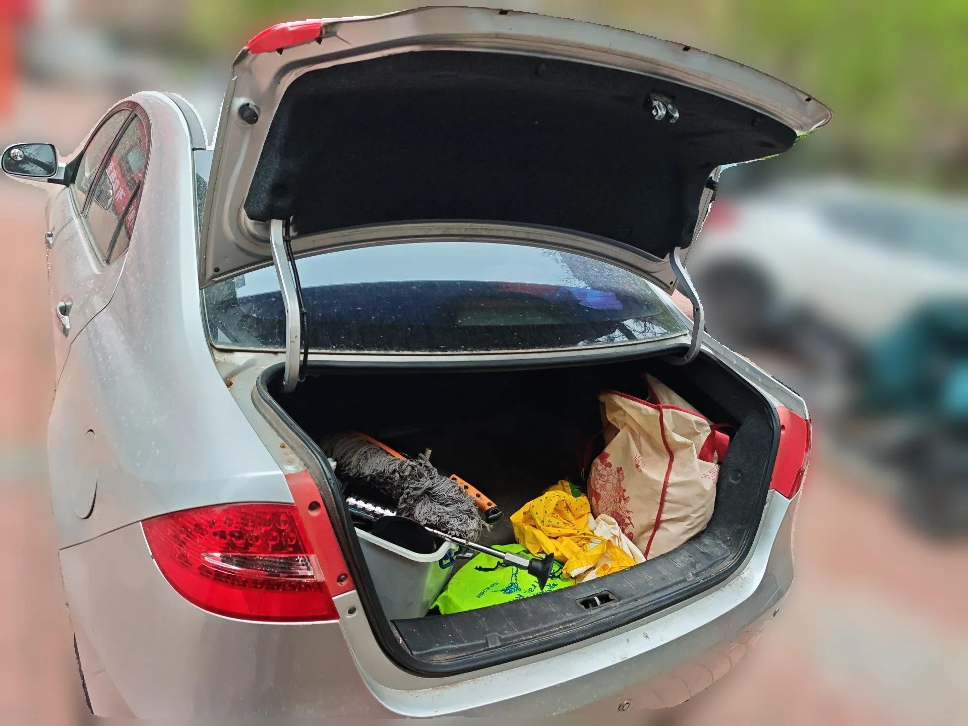 JAC Group Heyue 2012 1.5L Manual Luxury Sport Edition — миниатюра 20