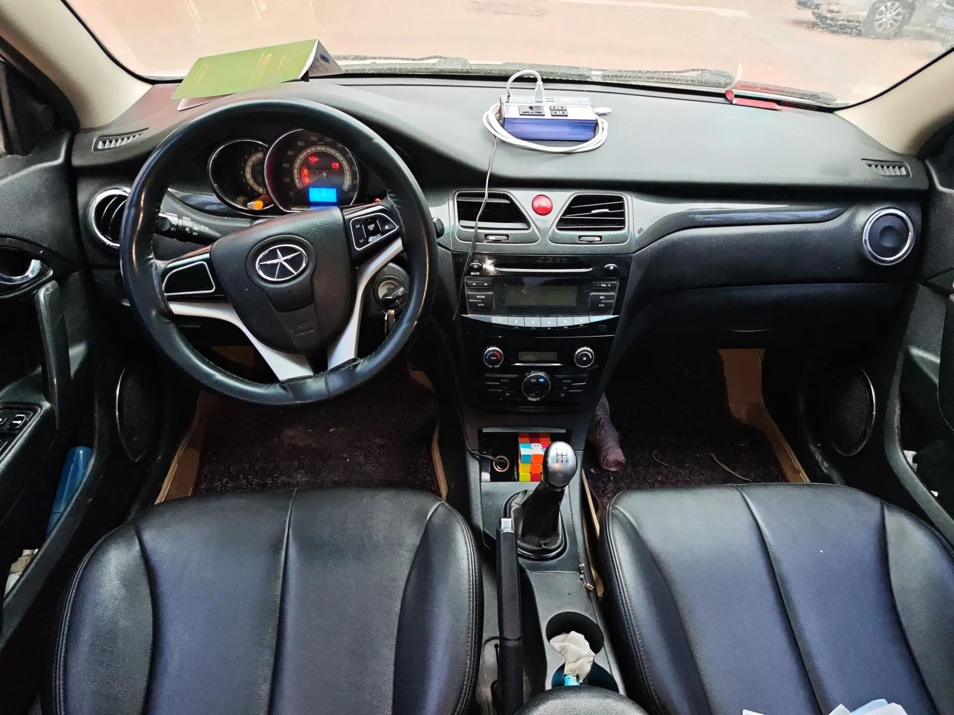 JAC Group Heyue 2012 1.5L Manual Luxury Sport Edition — миниатюра 10