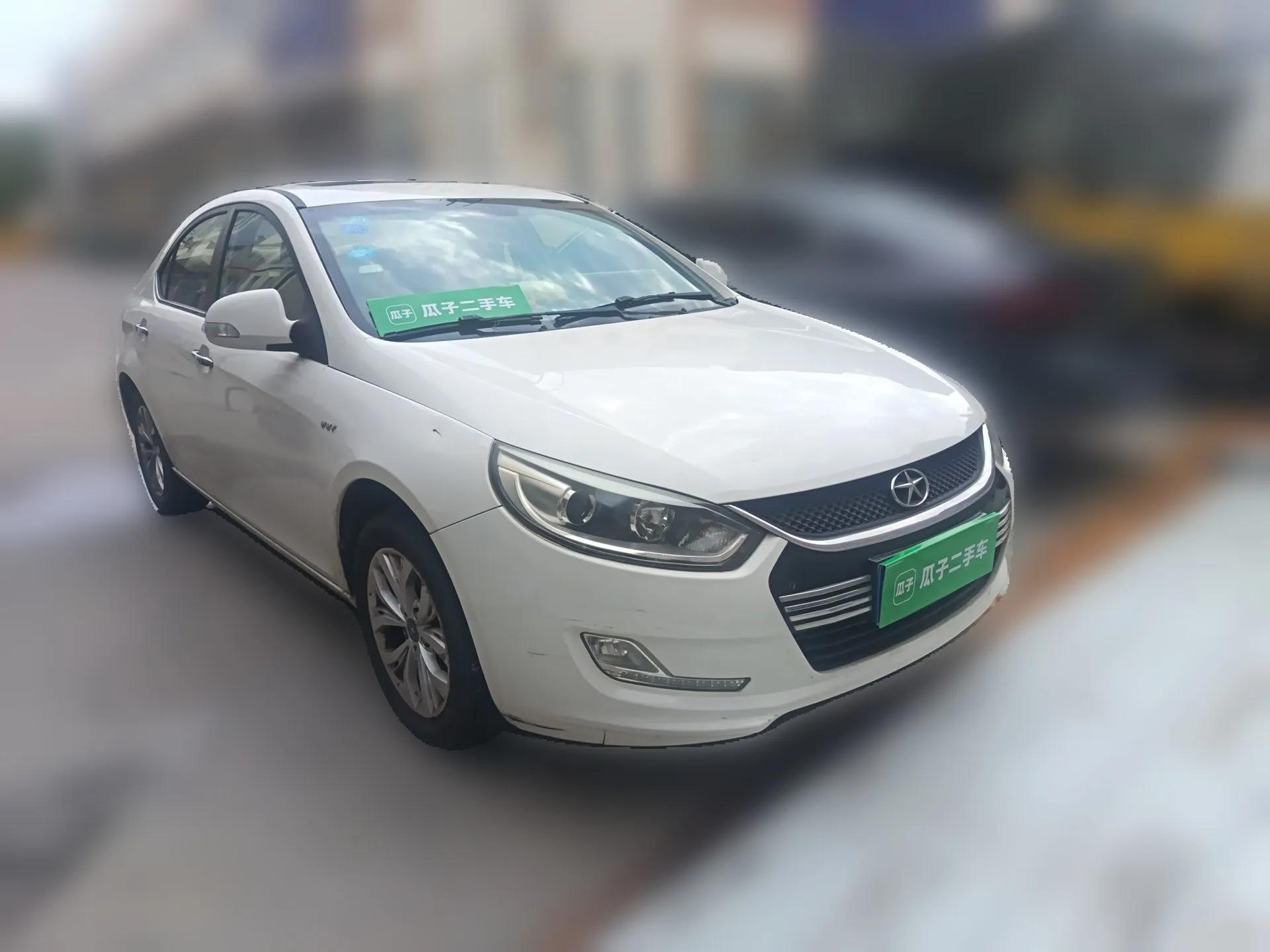 JAC Group Heyue 2014 1.5L Manual Luxury Version China IV Standard — миниатюра 3