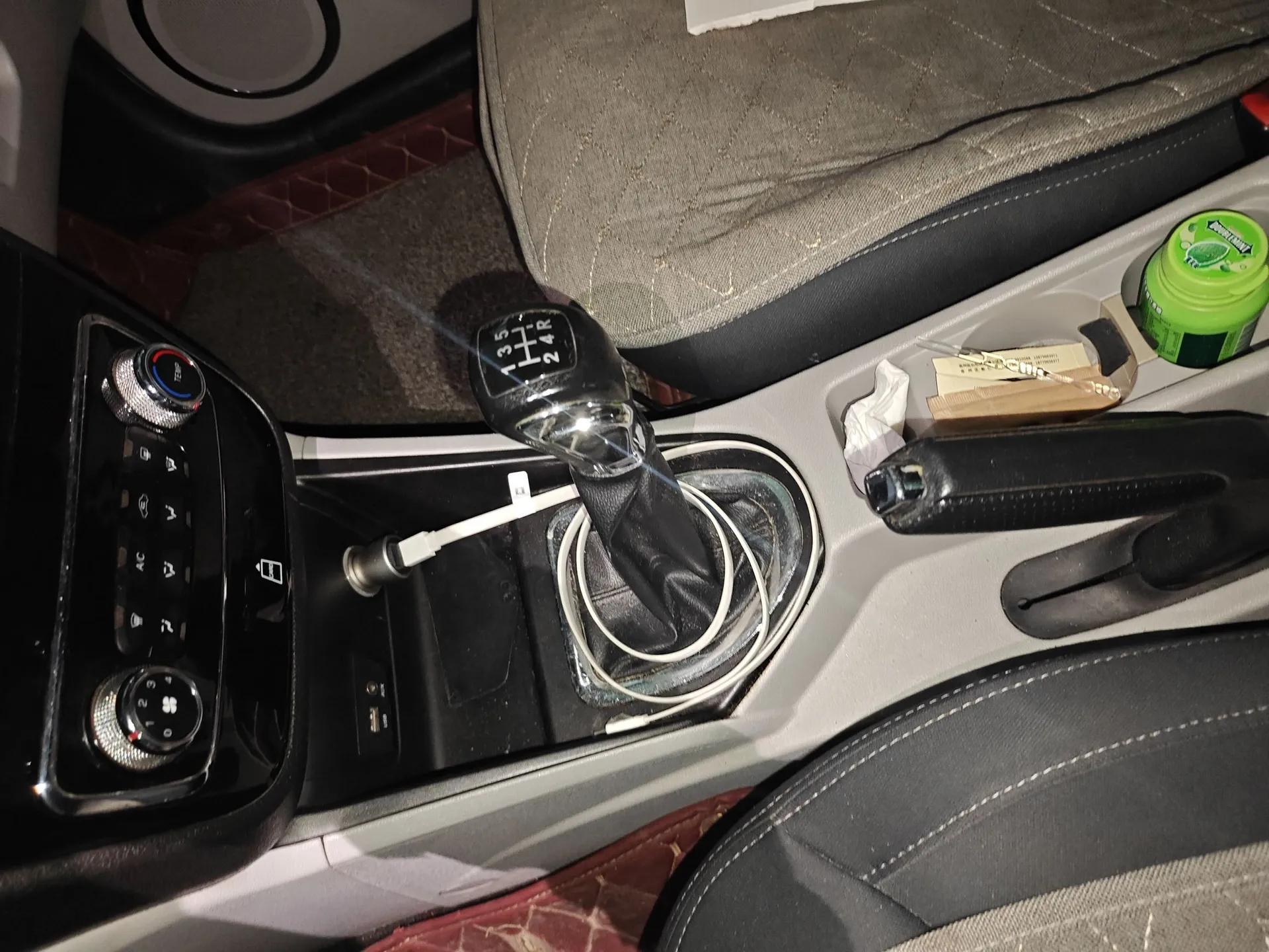 JAC Group Heyue 2014 1.5L Manual Comfort Model China IV Standard — миниатюра 15