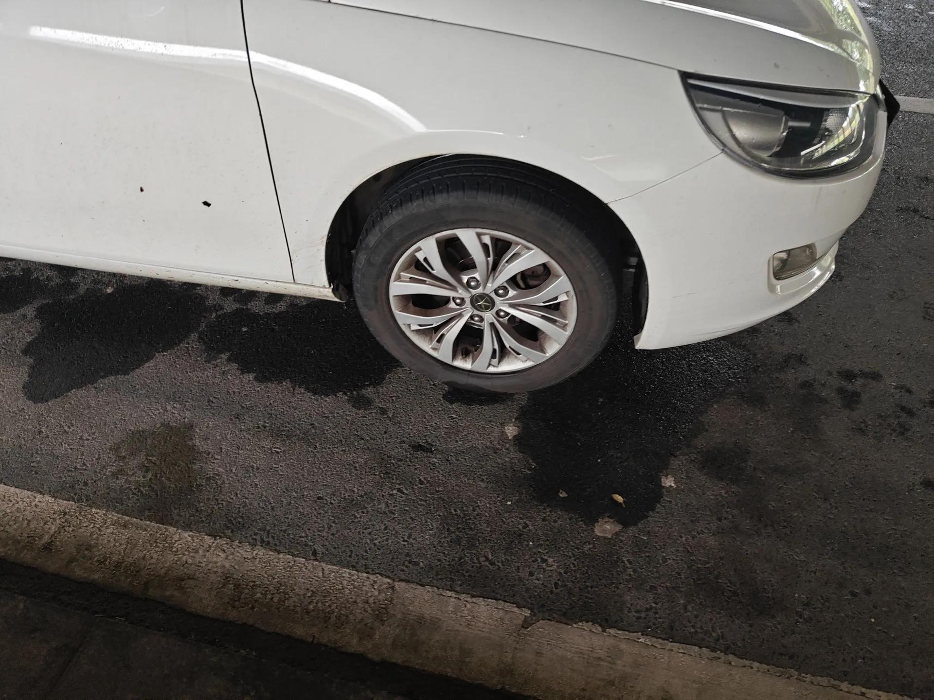 JAC Group Heyue 2014 1.5L Manual Comfort Model China IV Standard — миниатюра 8