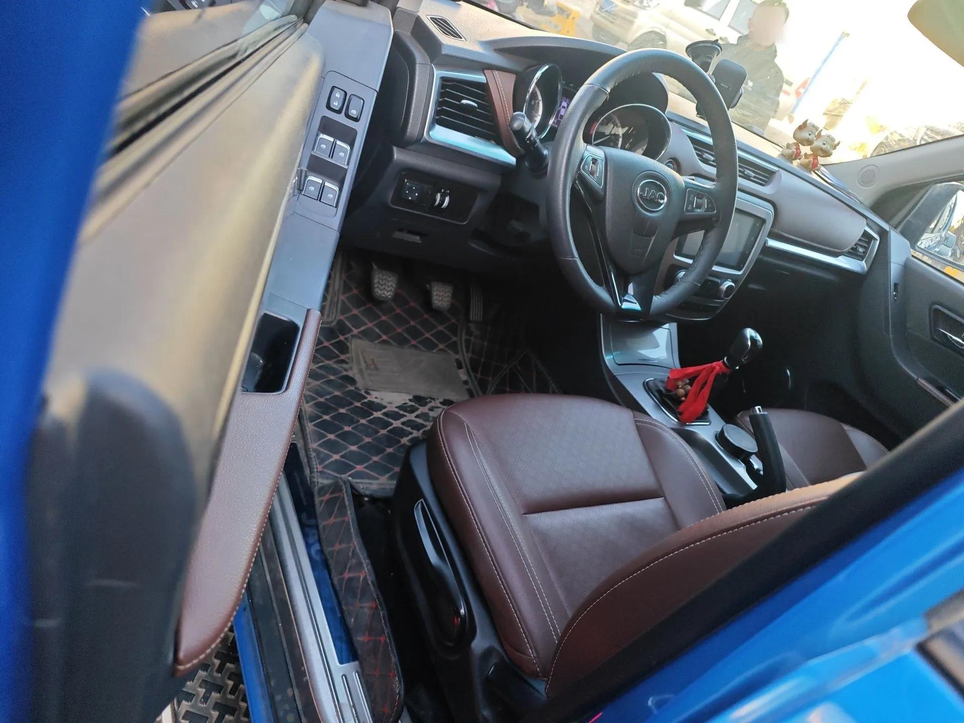 JAC Group T8 2019 2.0T Gasoline 4x4 Prestige Version Standard Double Cabin HFC4GA3-4D — миниатюра 17