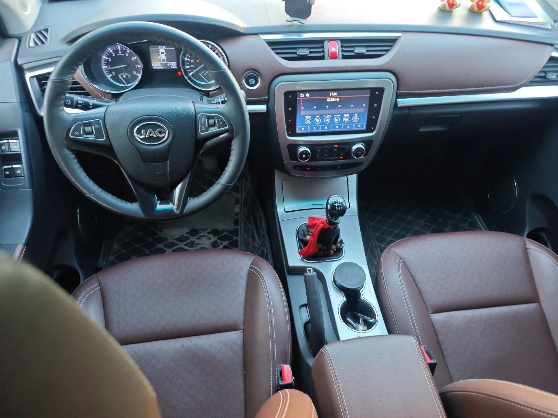 JAC Group T8 2019 2.0T Gasoline 4x4 Prestige Version Standard Double Cabin HFC4GA3-4D — миниатюра 10