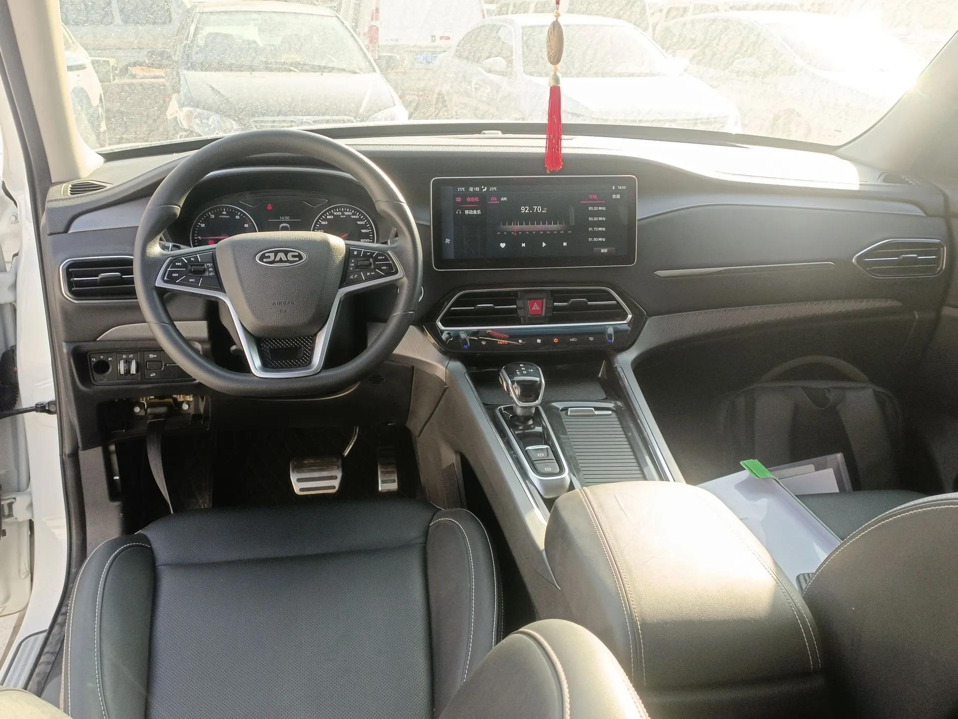 JAC Group X7 2020 1.5TGDI Automatic Free-Style Model — миниатюра 13