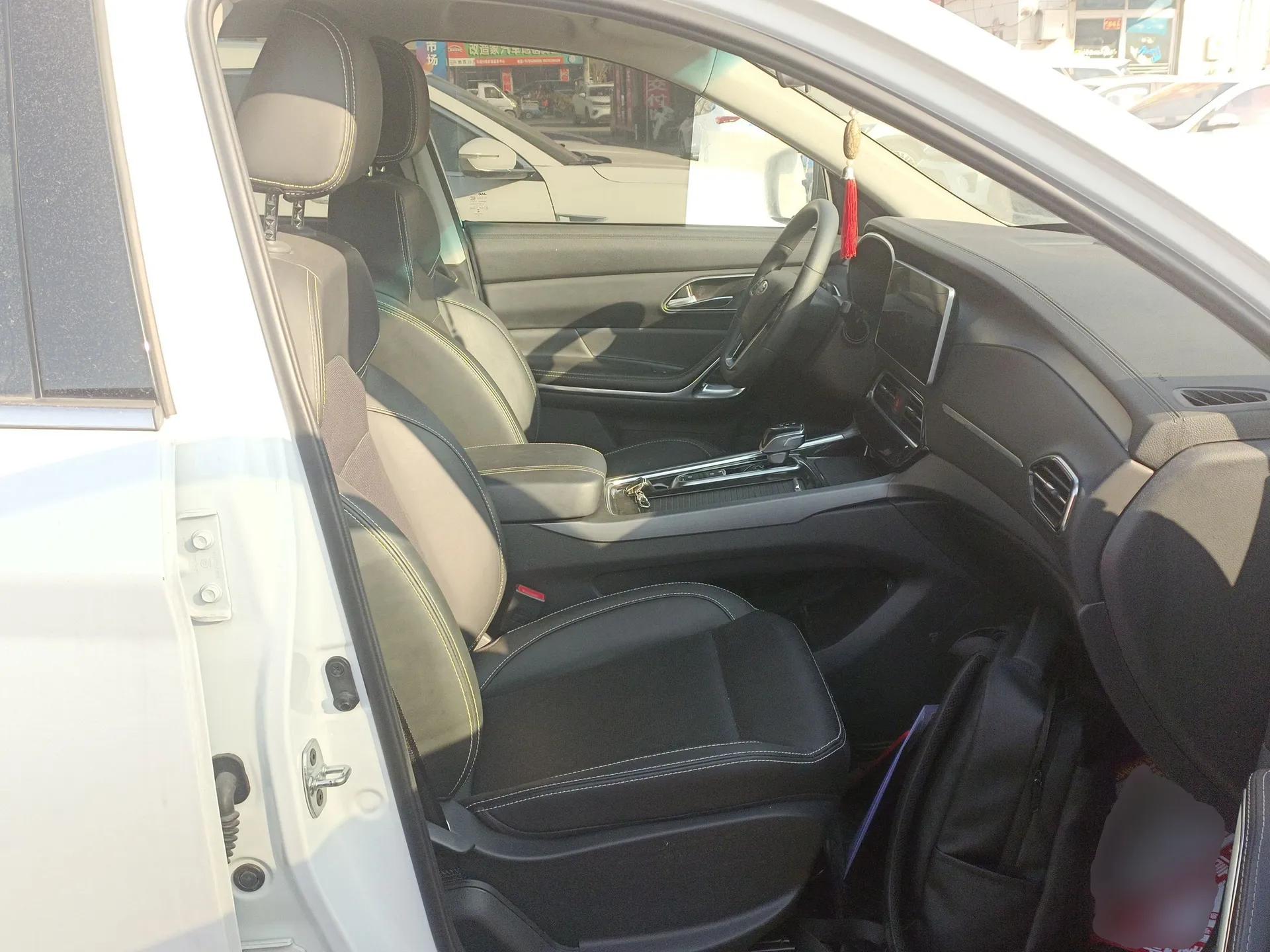 JAC Group X7 2020 1.5TGDI Automatic Free-Style Model — миниатюра 23