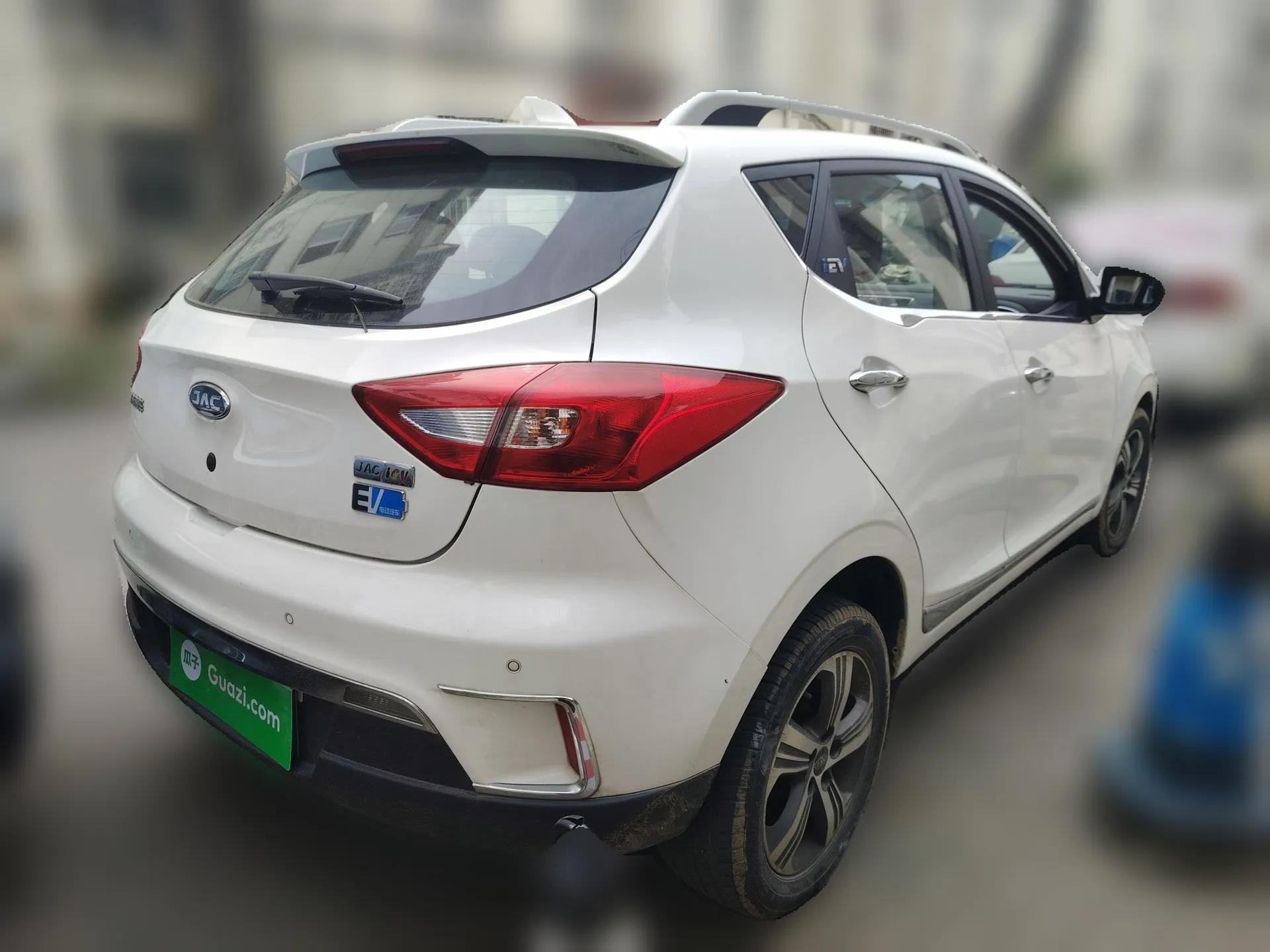 JAC Group iEV7S 2019 Luxury Smart Supreme Deluxe Edition — миниатюра 6