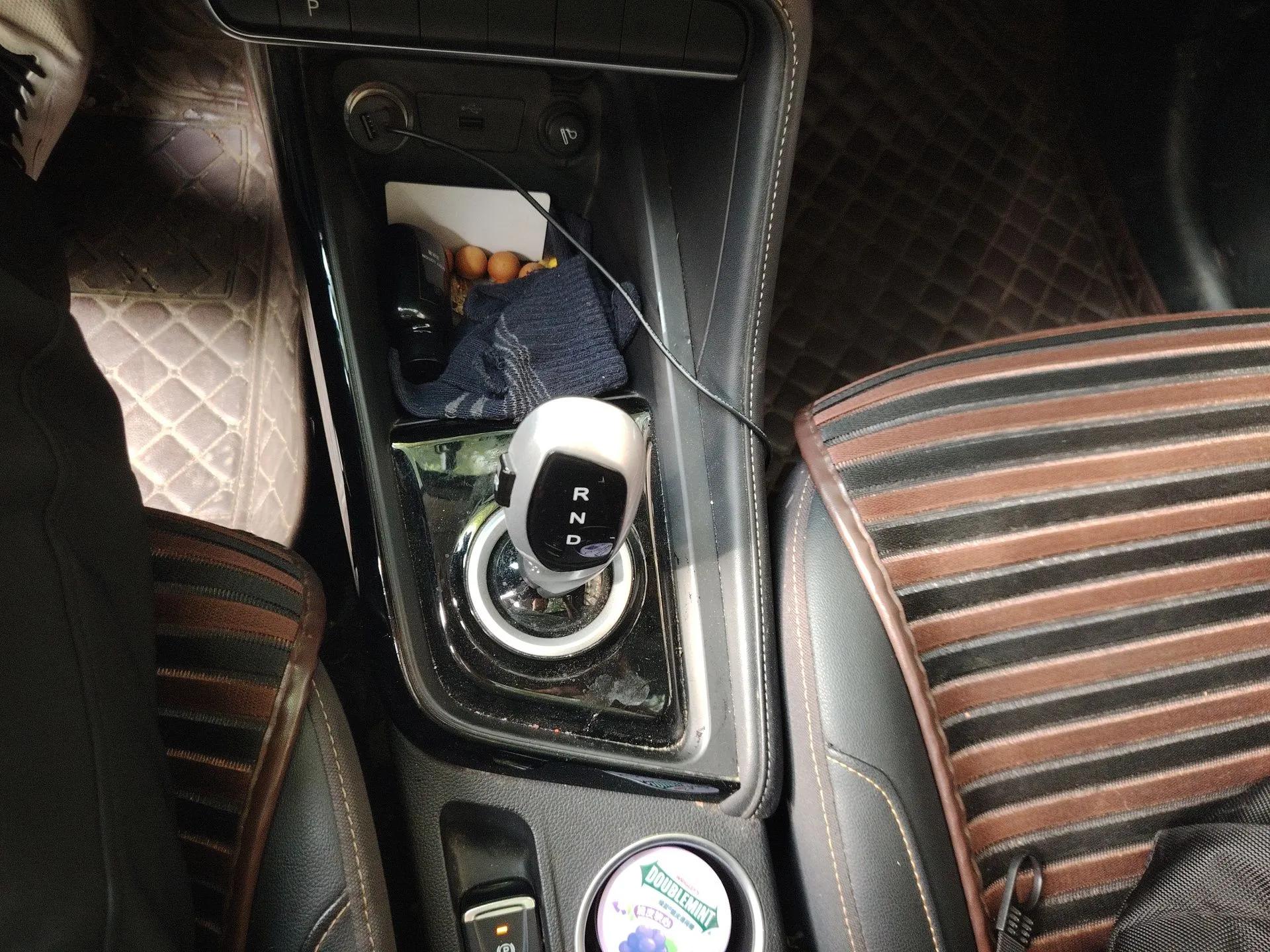 JAC Group iEVS4 2019 Luxury Smart Edition — миниатюра 15