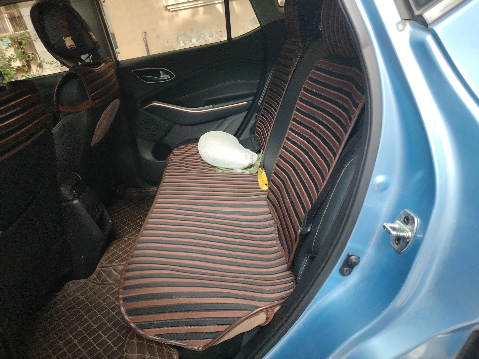 JAC Group iEVS4 2019 Luxury Smart Edition — миниатюра 18