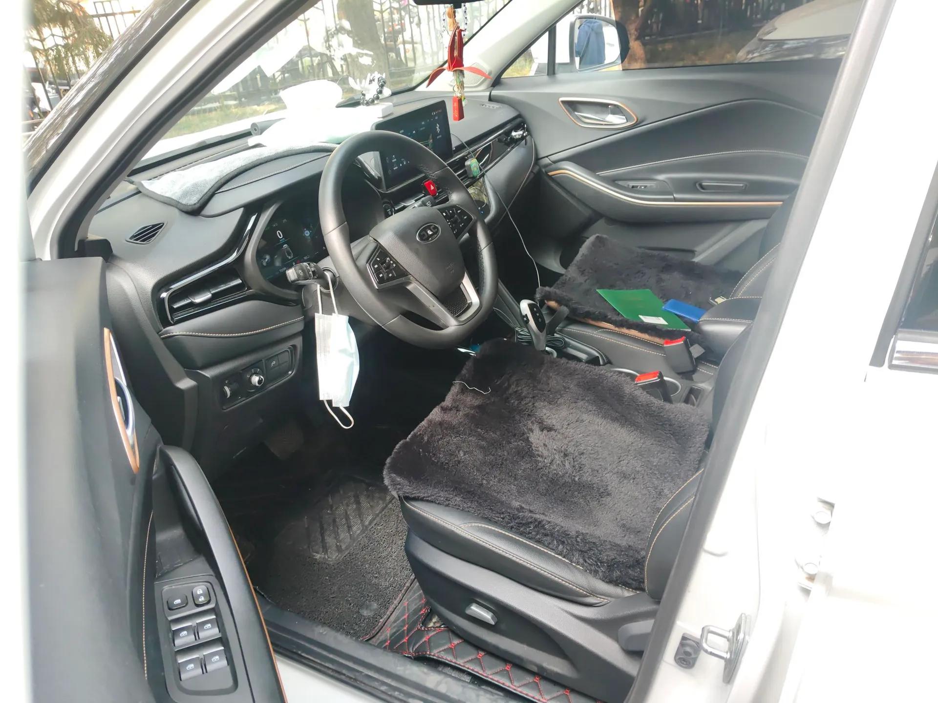 JAC Group iEVS4 2019 Luxury Smart Connectivity Model — миниатюра 16