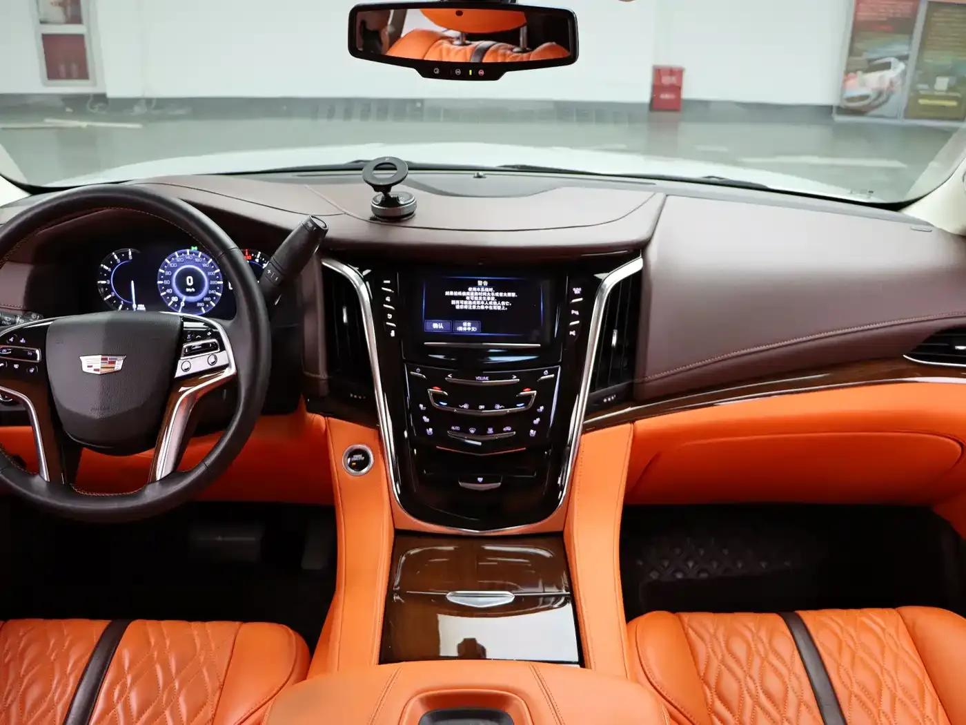2017 Cadillac Escalade 6.2L ESV Platinum Edition Extended Wheelbase — миниатюра 12