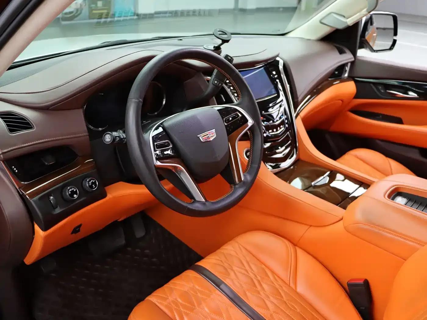 2017 Cadillac Escalade 6.2L ESV Platinum Edition Extended Wheelbase — миниатюра 13