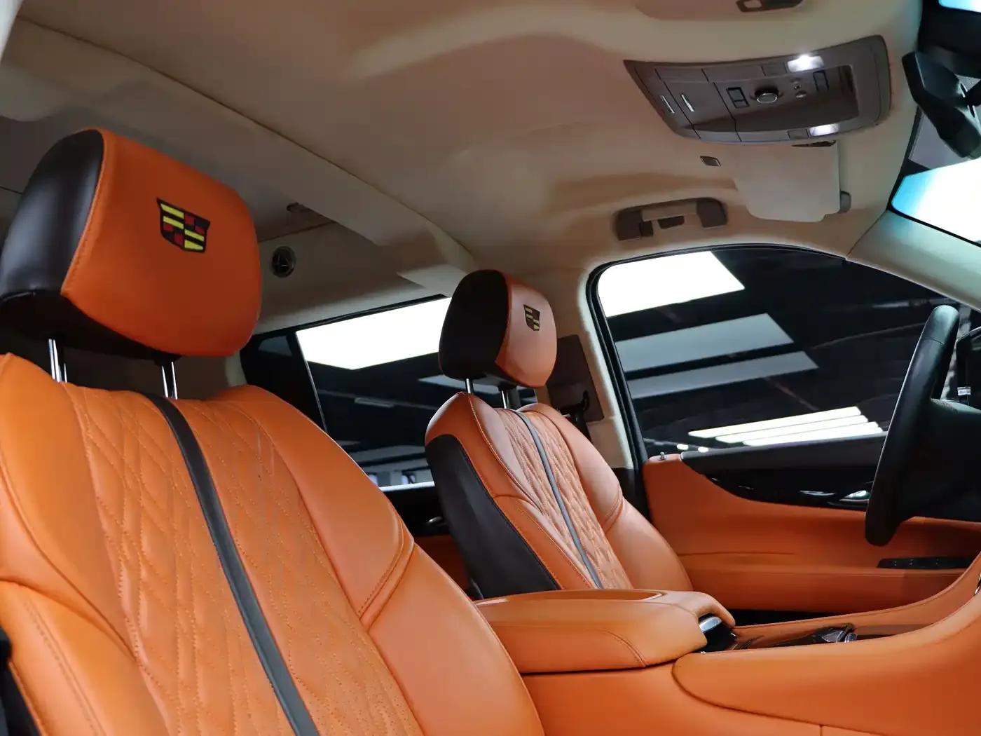2017 Cadillac Escalade 6.2L ESV Platinum Edition Extended Wheelbase — миниатюра 18