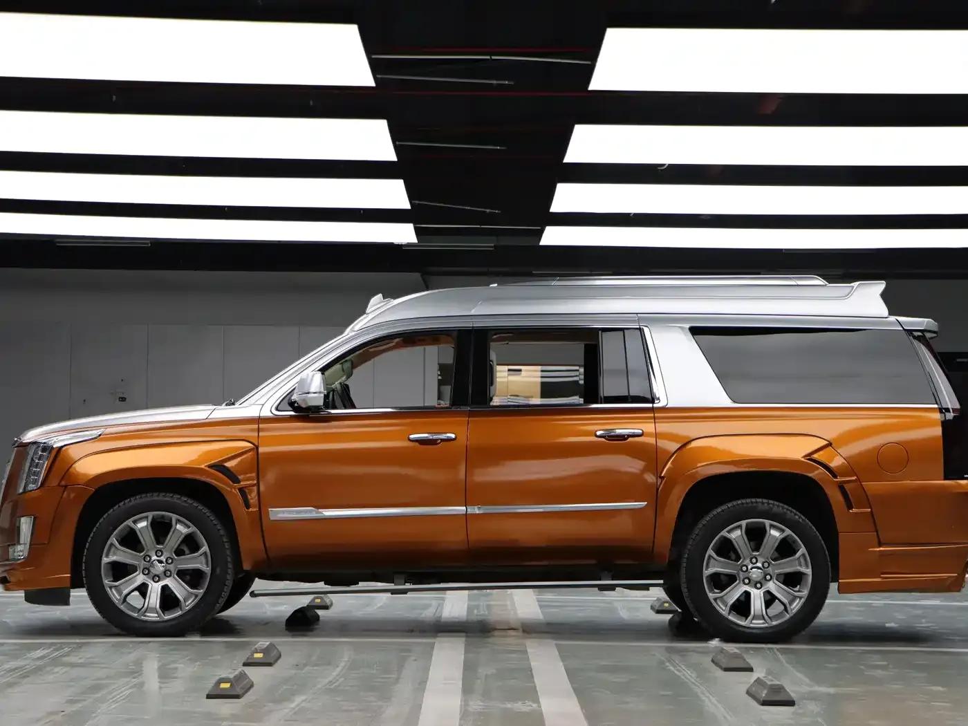 2017 Cadillac Escalade 6.2L ESV Platinum Edition Extended Wheelbase — миниатюра 7