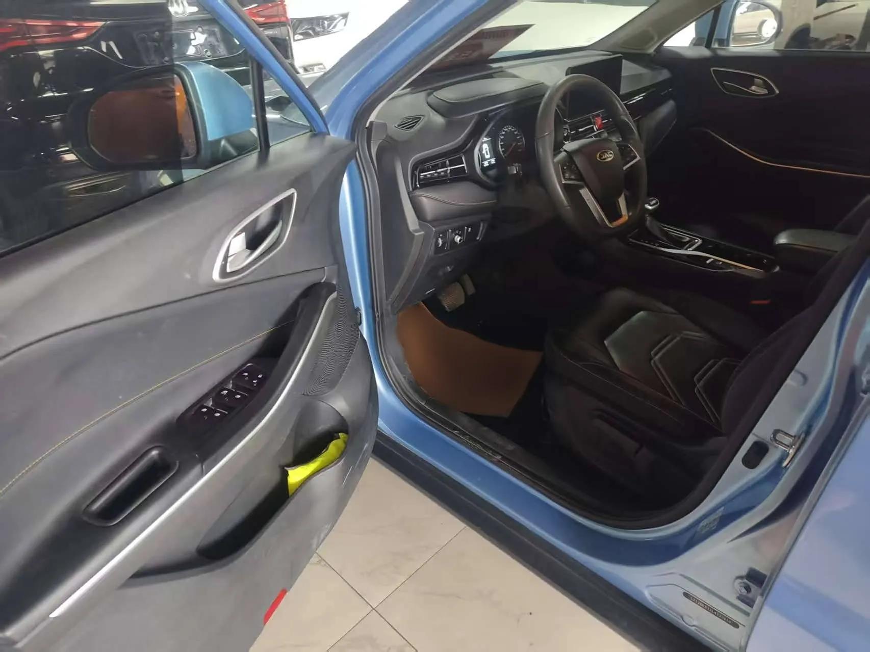 JAC Group X4 2020 1.5T CVT Elite Model — миниатюра 8