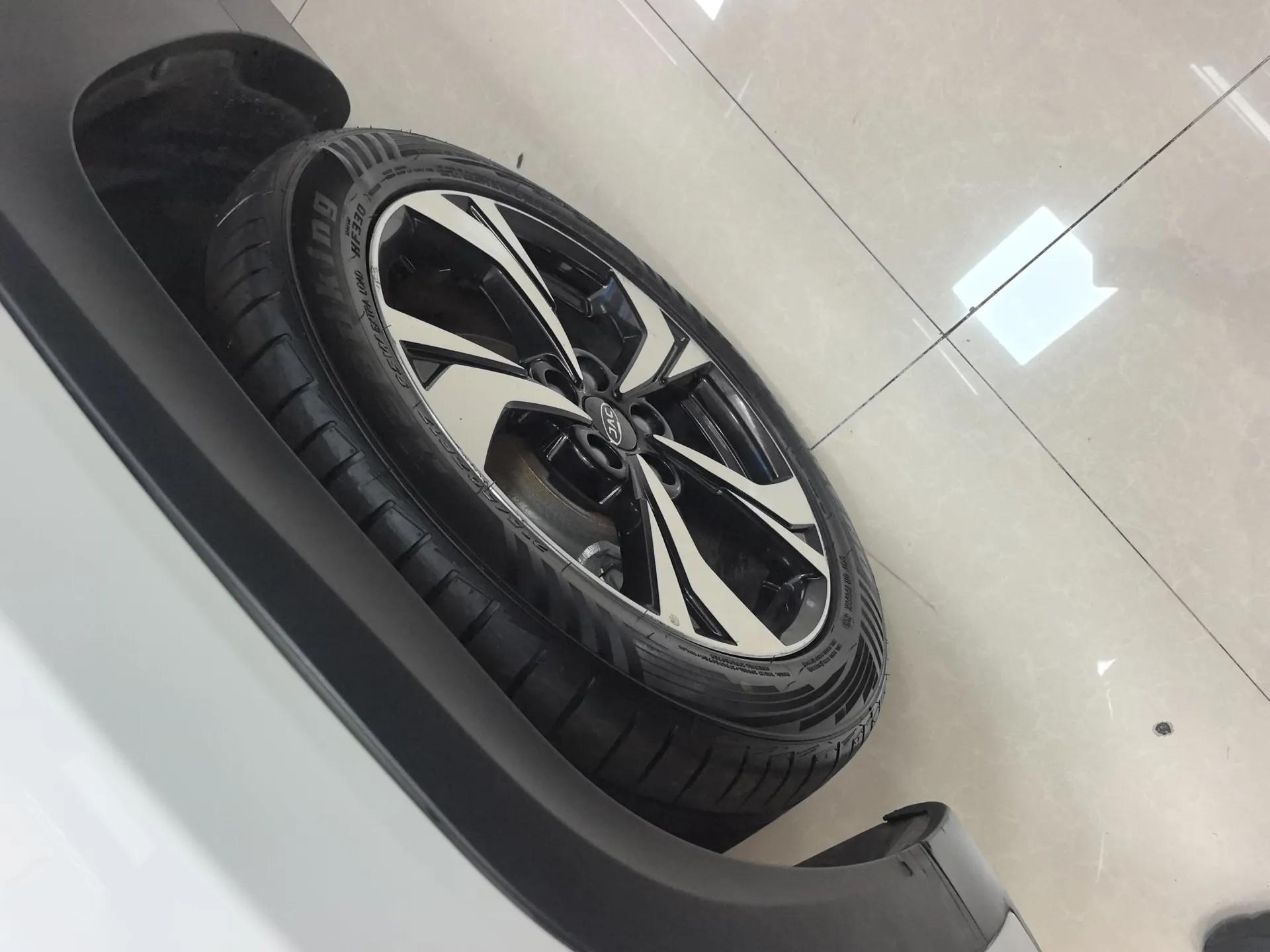 JAC Group X4 2020 1.5T CVT Elite Model — миниатюра 8