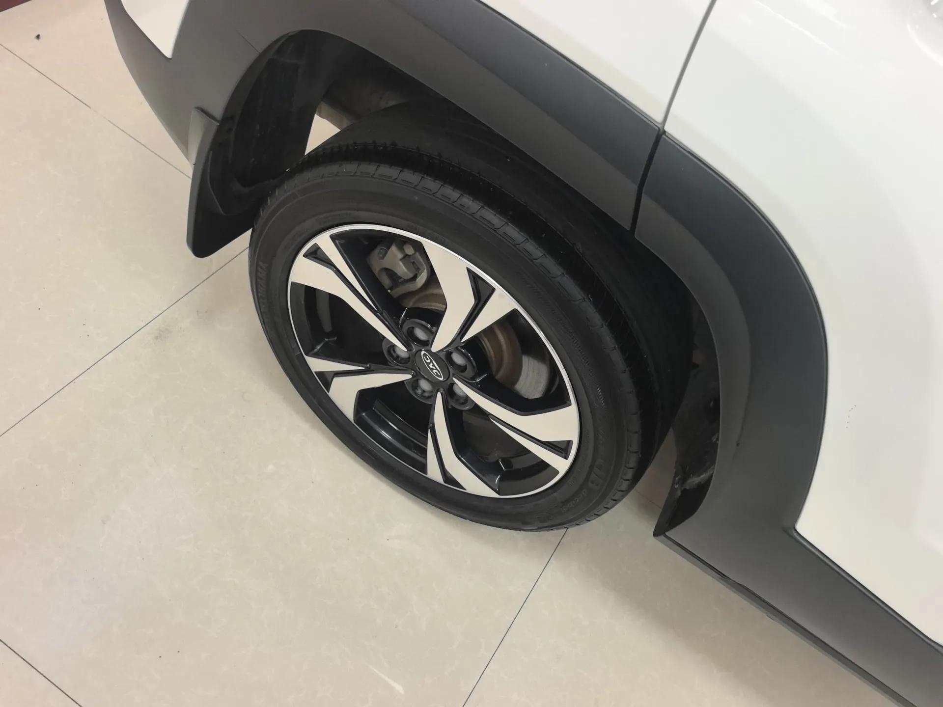 JAC Group X4 2020 1.5T CVT Elite Model — миниатюра 10