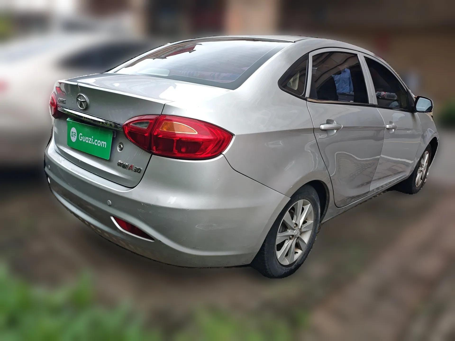 JAC Group J6 A30 2013 1.5L Manual Luxury Model China IV Standard — миниатюра 6