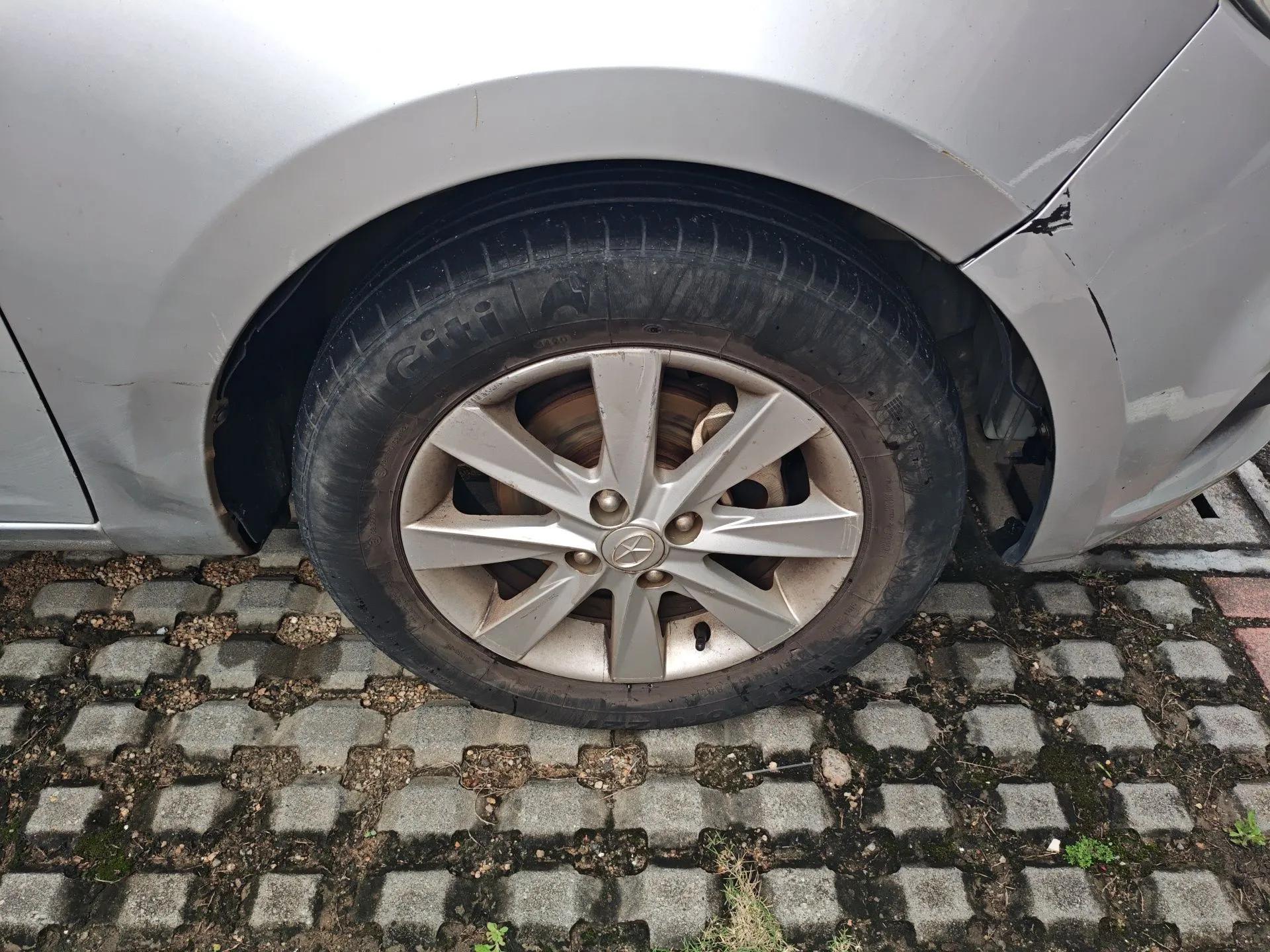 JAC Group J6 A30 2013 1.5L Manual Luxury Model China IV Standard — миниатюра 8