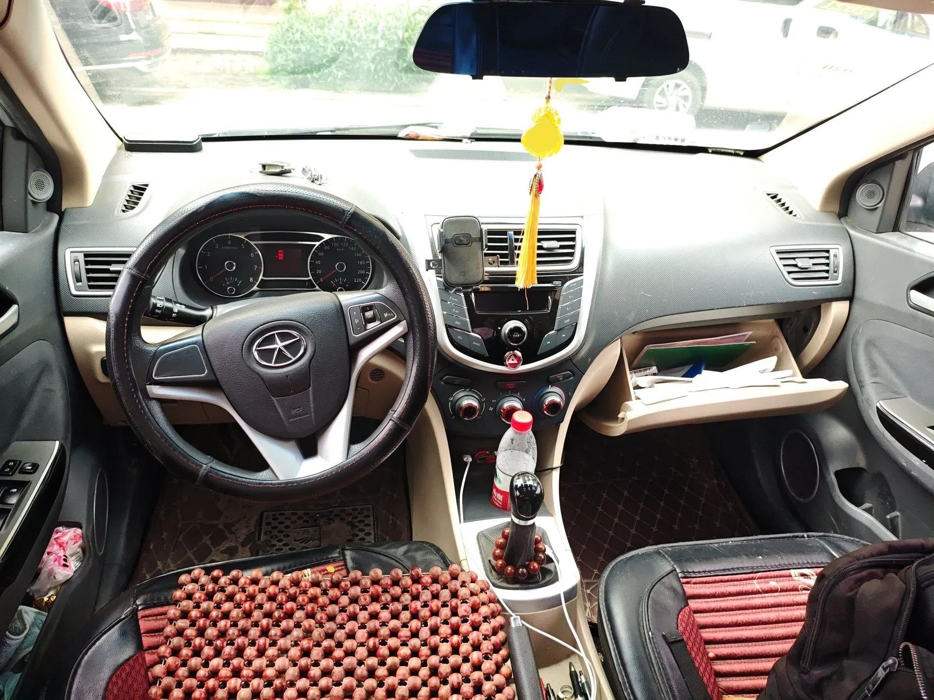 JAC Group J6 A30 2013 1.5L Manual Luxury Model China IV Standard — миниатюра 10