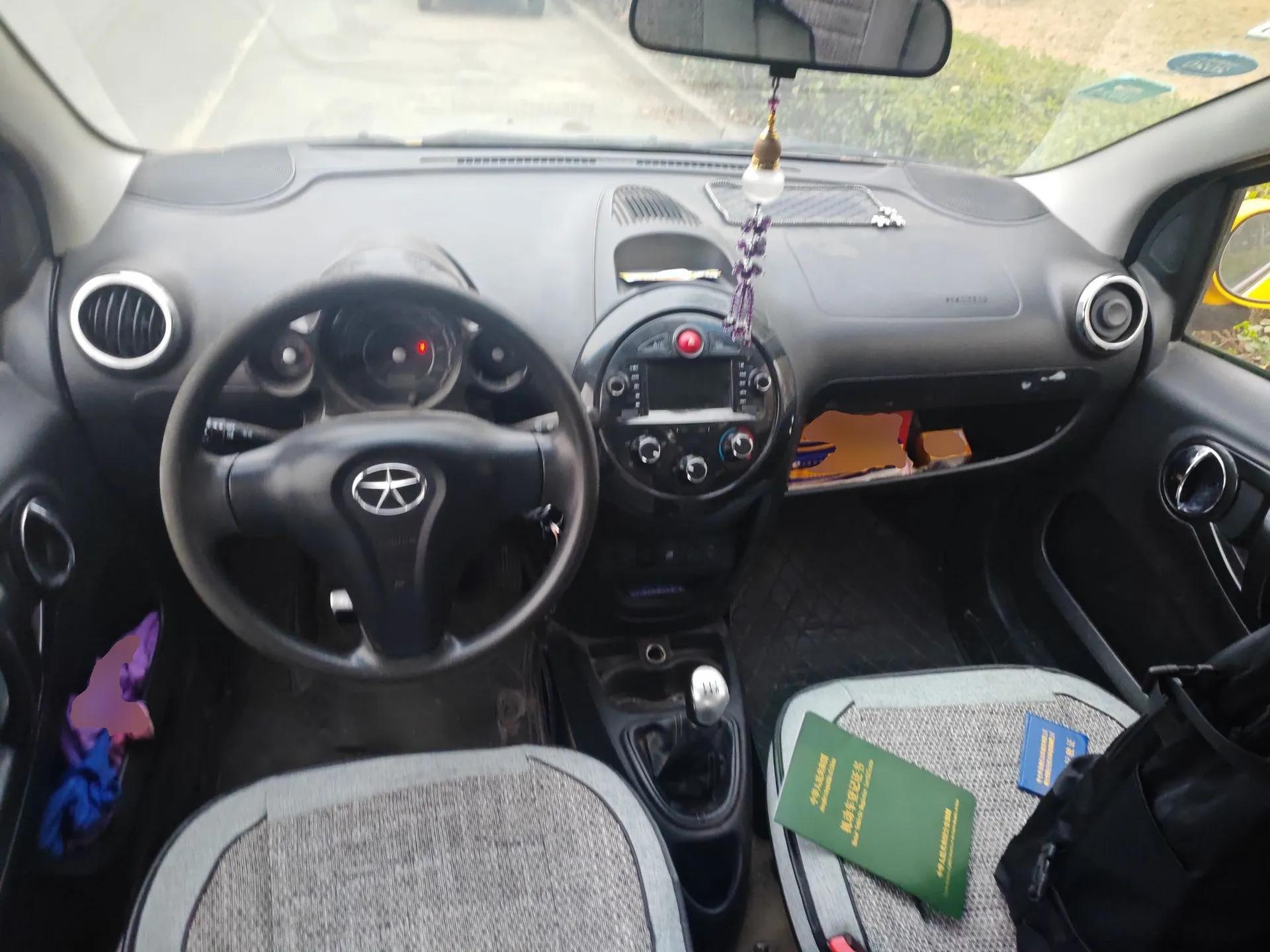 JAC Group Yueyue 2012 1.0L Luxury Model — миниатюра 10