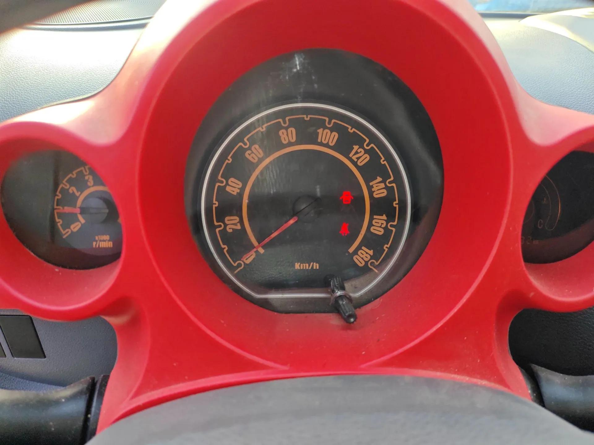 JAC Group Yueyue 2012 1.0L Comfort Version — миниатюра 12