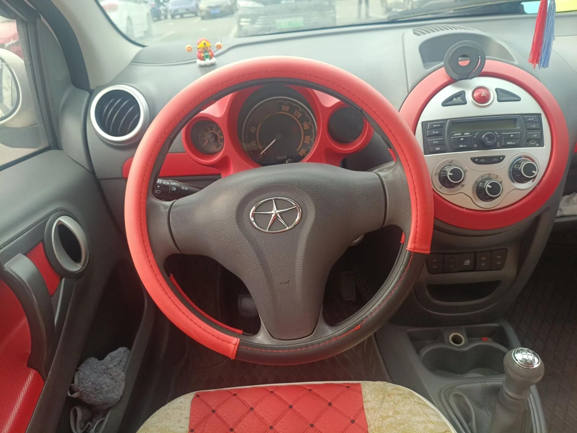 JAC Group Yueyue 2012 1.0L Comfort Version — миниатюра 11