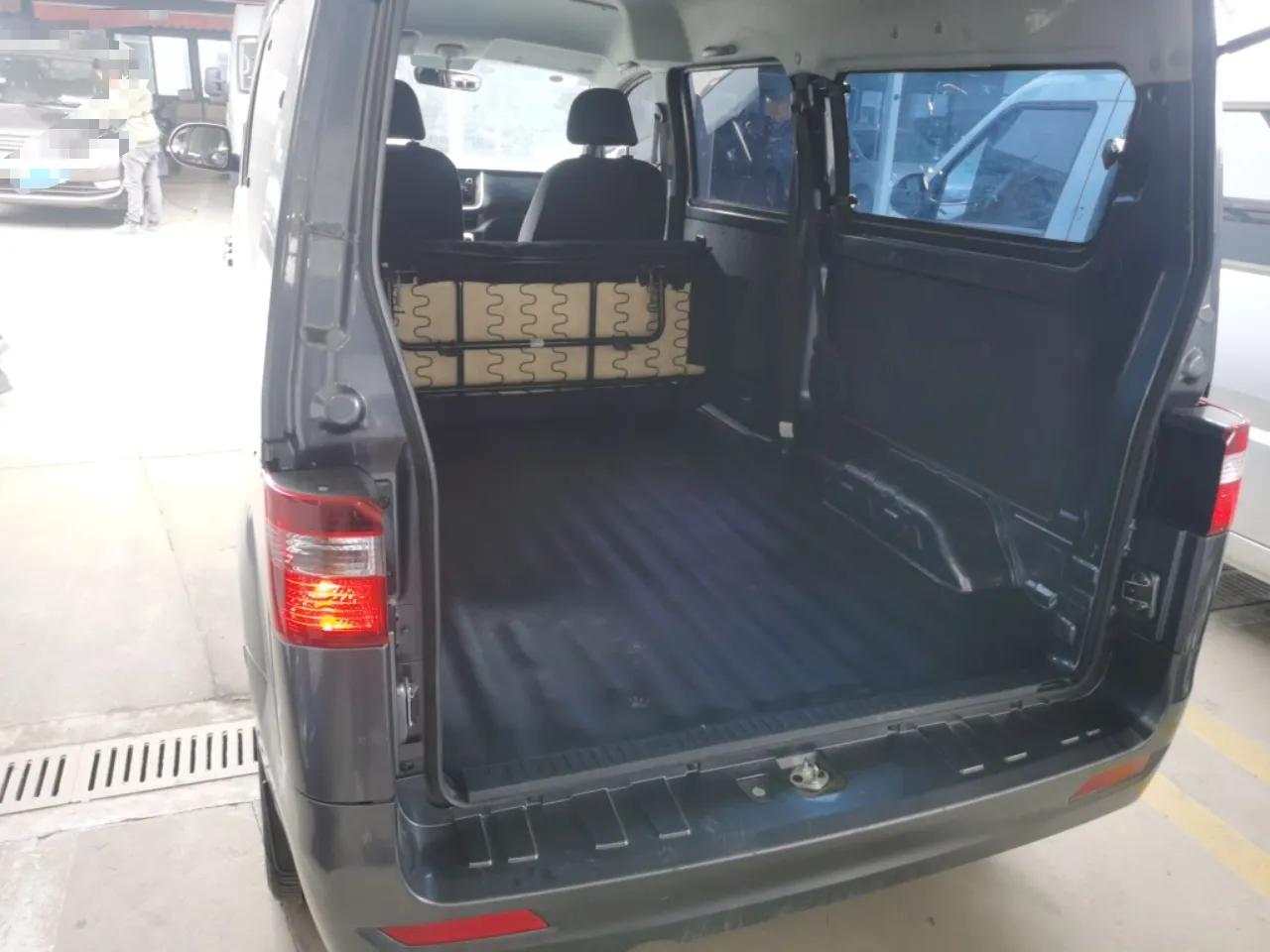 Jinbei Gold Hiace M Classic 2024 1.5L Engineering Lion Passenger Vehicle 5 Seats — миниатюра 22