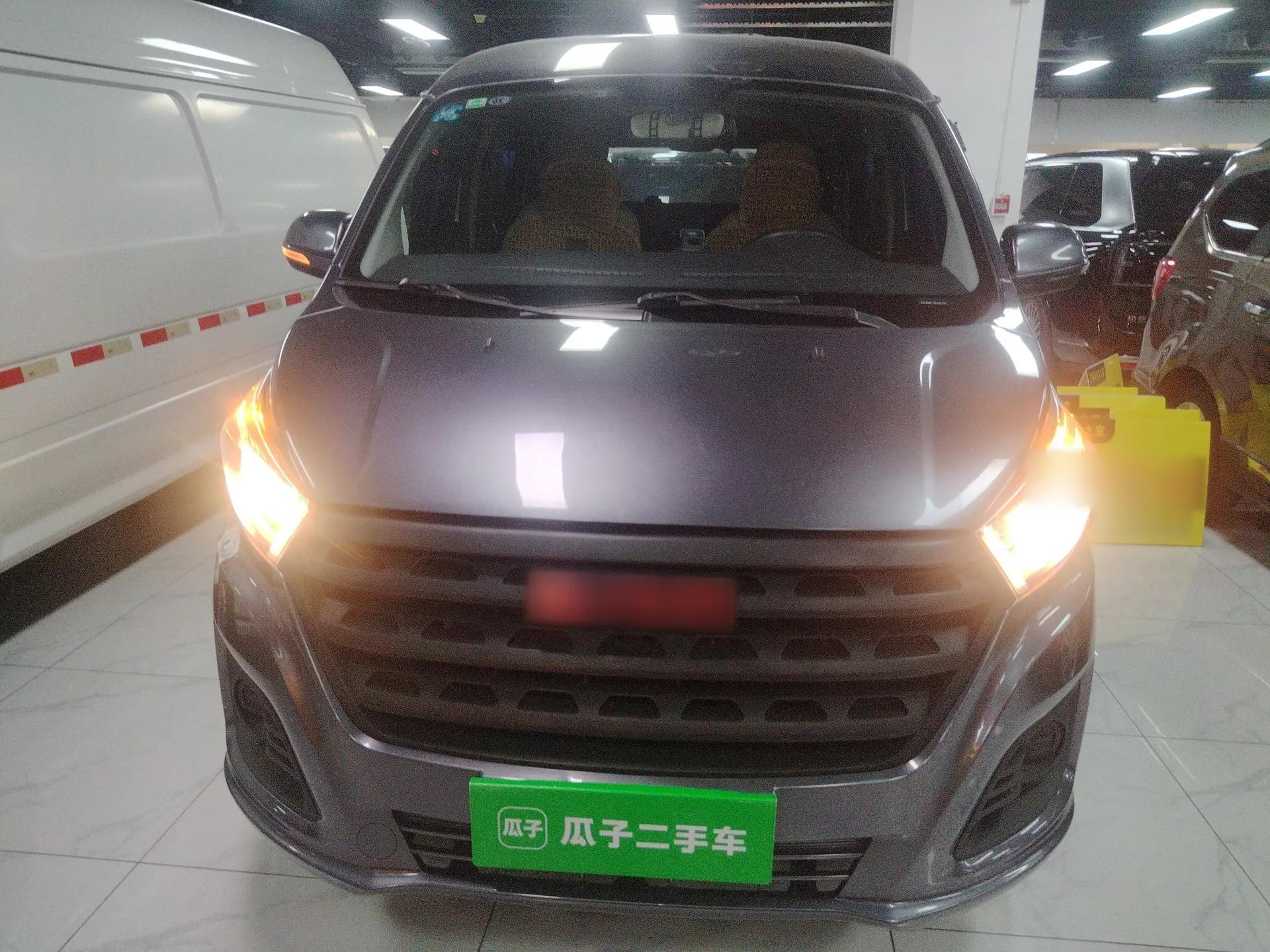 Jinbei Gold Hiace M Classic 2022 1.5L Engineering Lion Passenger Vehicle 5 Seats — миниатюра 2