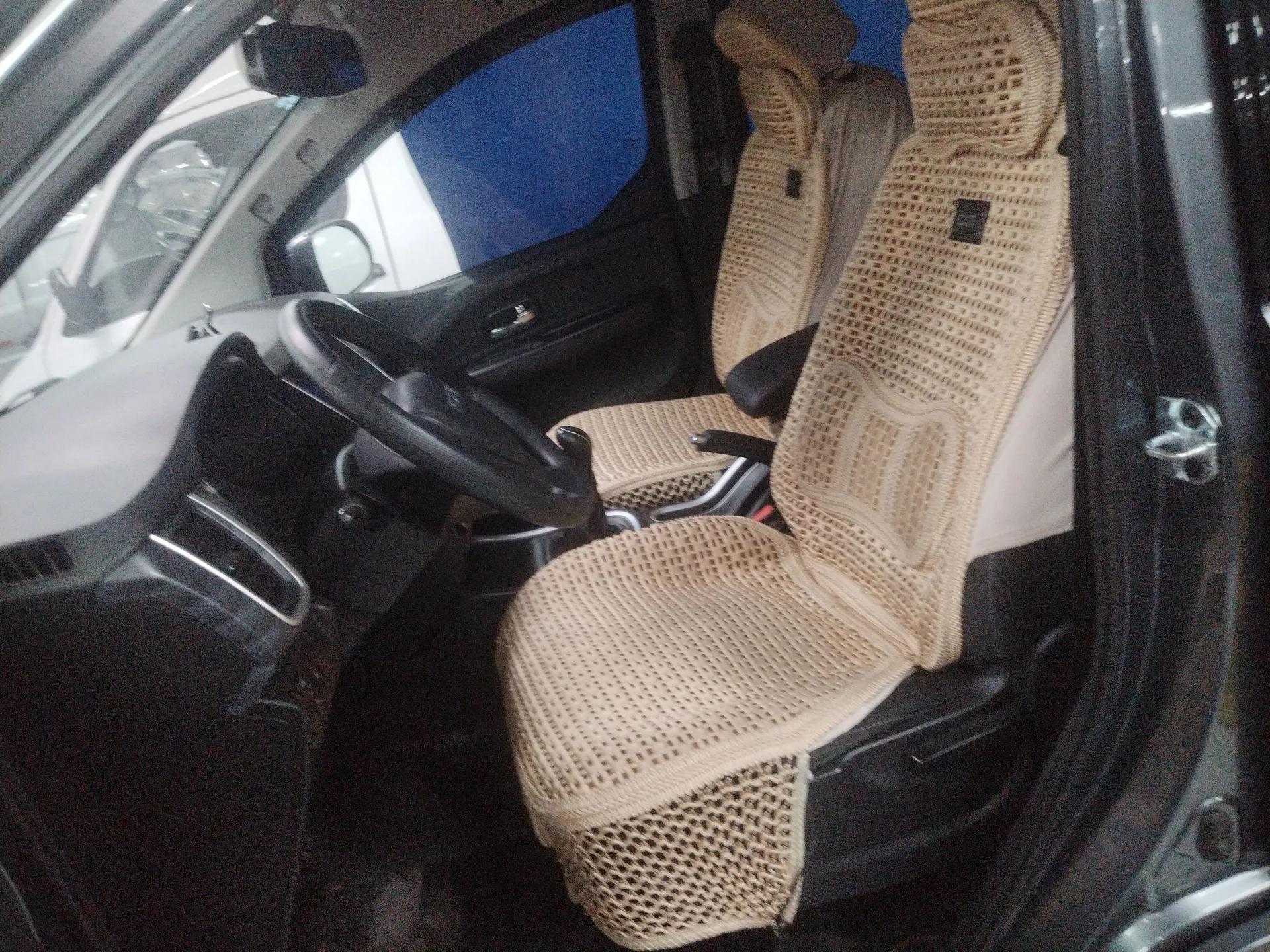 Jinbei Gold Hiace M Classic 2022 1.5L Engineering Lion Passenger Vehicle 5 Seats — миниатюра 17
