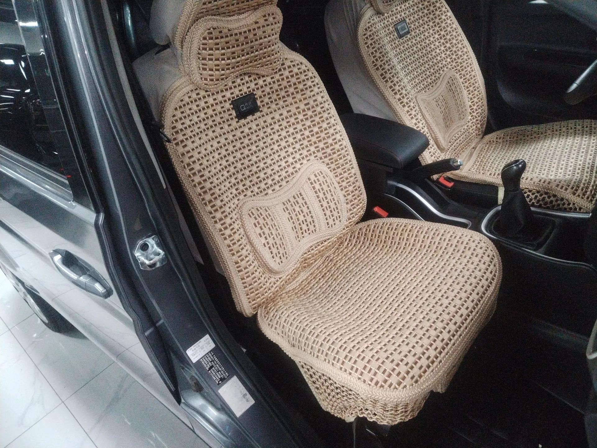 Jinbei Gold Hiace M Classic 2022 1.5L Engineering Lion Passenger Vehicle 5 Seats — миниатюра 23