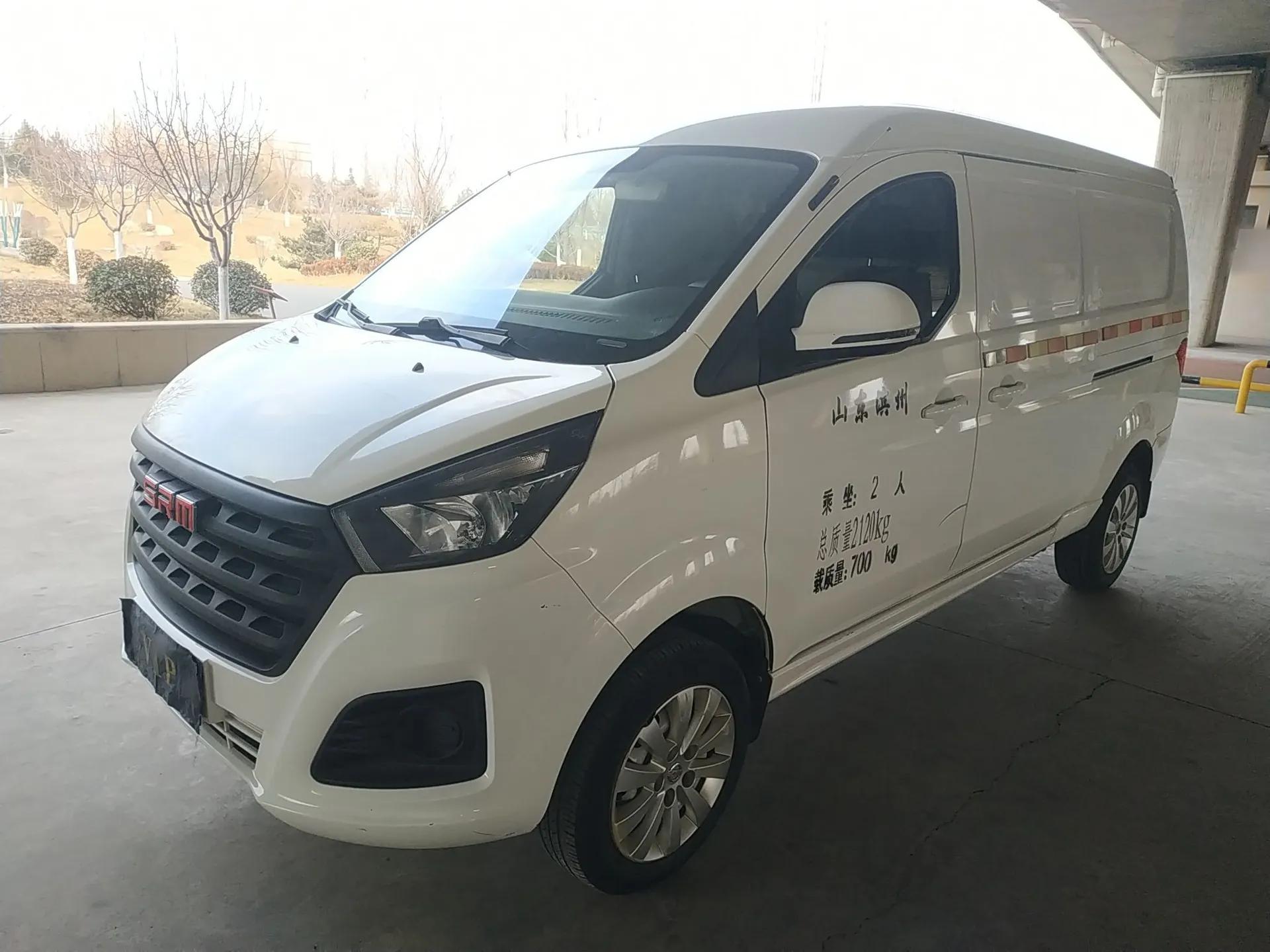 Jinbei Gold Hiace M Classic 2022 1.6L Engineering Lion Van 2 Seats — миниатюра 1