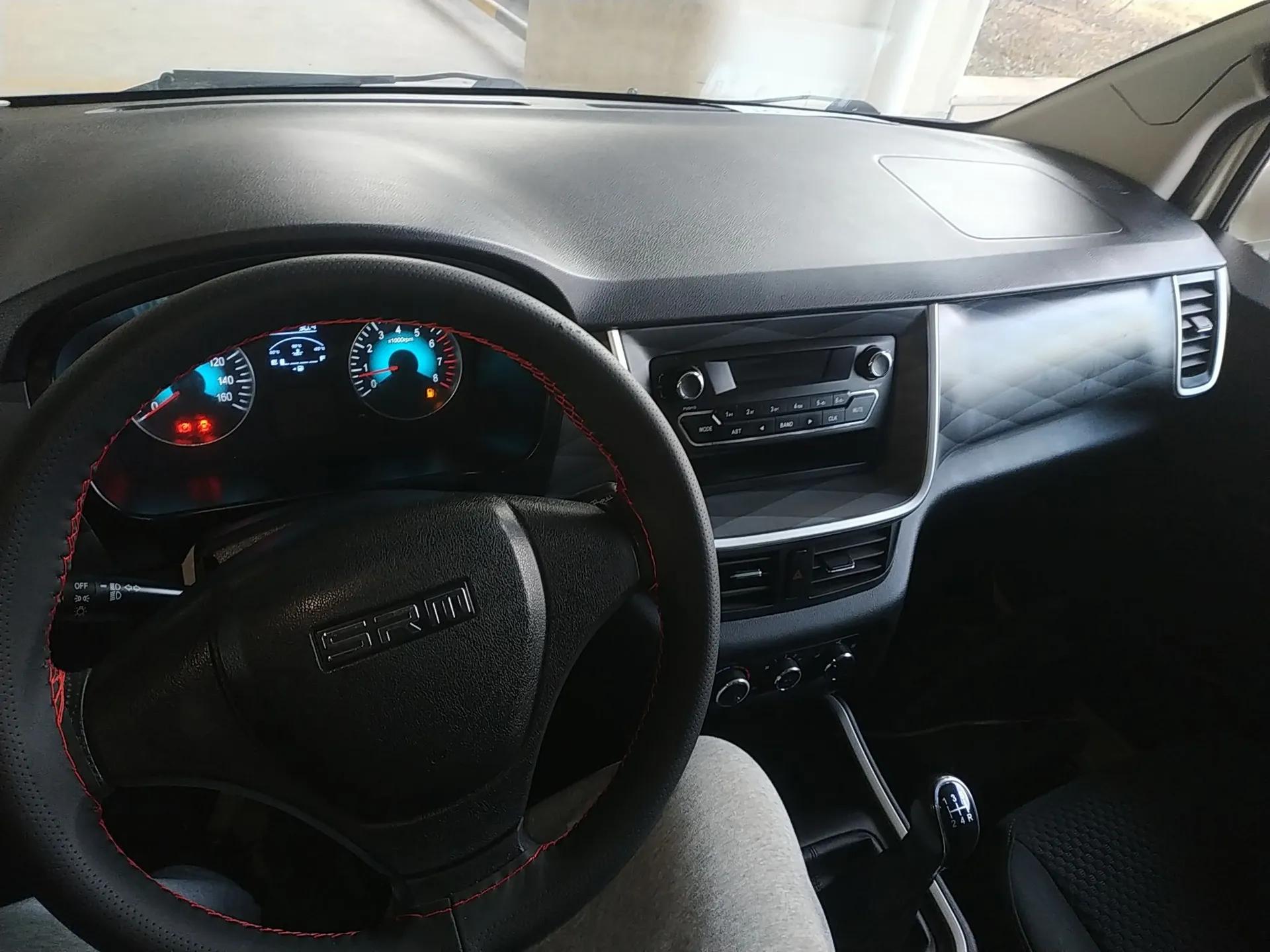 Jinbei Gold Hiace M Classic 2022 1.6L Engineering Lion Van 2 Seats — миниатюра 12
