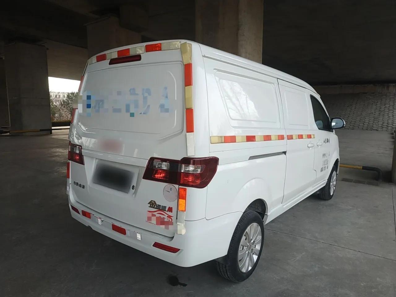 Jinbei Gold Hiace M Classic 2022 1.6L Engineering Lion Van 2 Seats — миниатюра 4