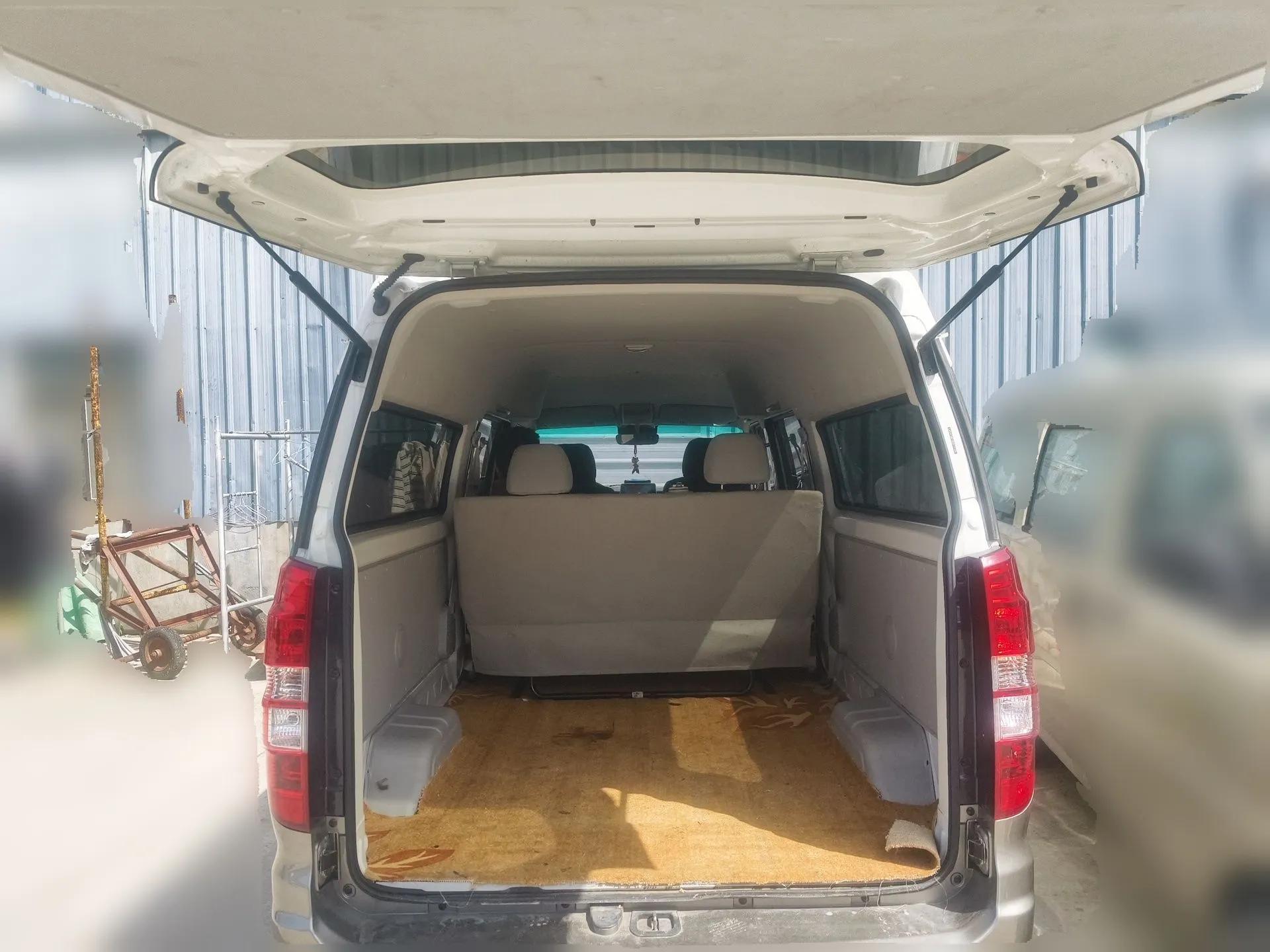Jinbei New Hiace S 2023 1.5L Wealth Edition Passenger Van 5/6/7-Seater Non-Air-Conditioned Version SWC15M — миниатюра 20