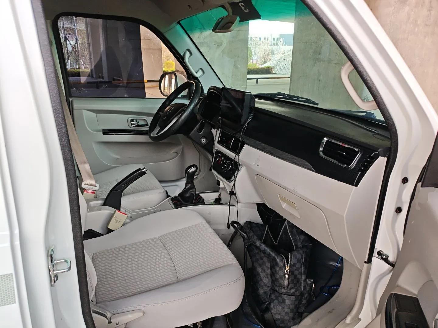 Jinbei New Hiace S 2022 1.5L Wealth Edition Air-Conditioner-Free Truck China VI Standard SWC15M — миниатюра 23