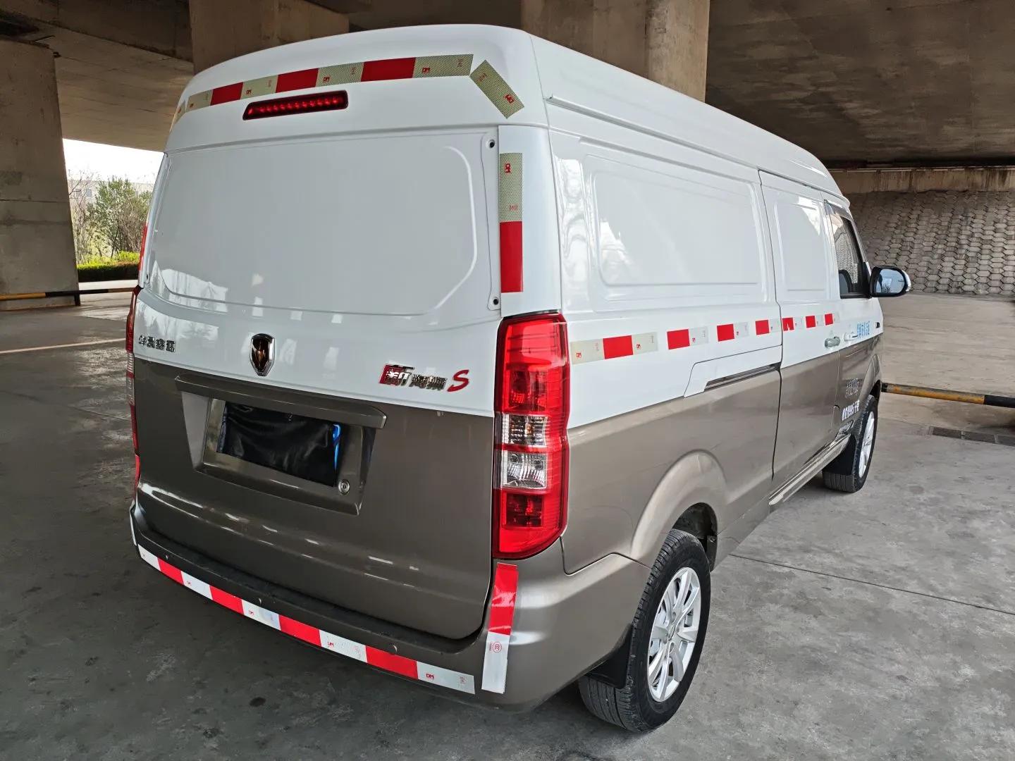 Jinbei New Hiace S 2022 1.5L Wealth Edition Air-Conditioner-Free Truck China VI Standard SWC15M — миниатюра 4