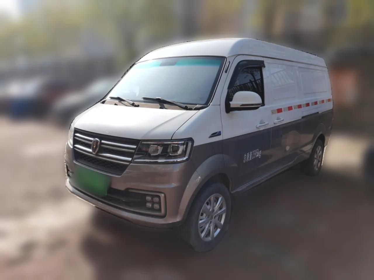 Jinbei New Hiace S 2023 1.6L Luxury Cargo Version 2/5-Seater SWD16M — миниатюра 1