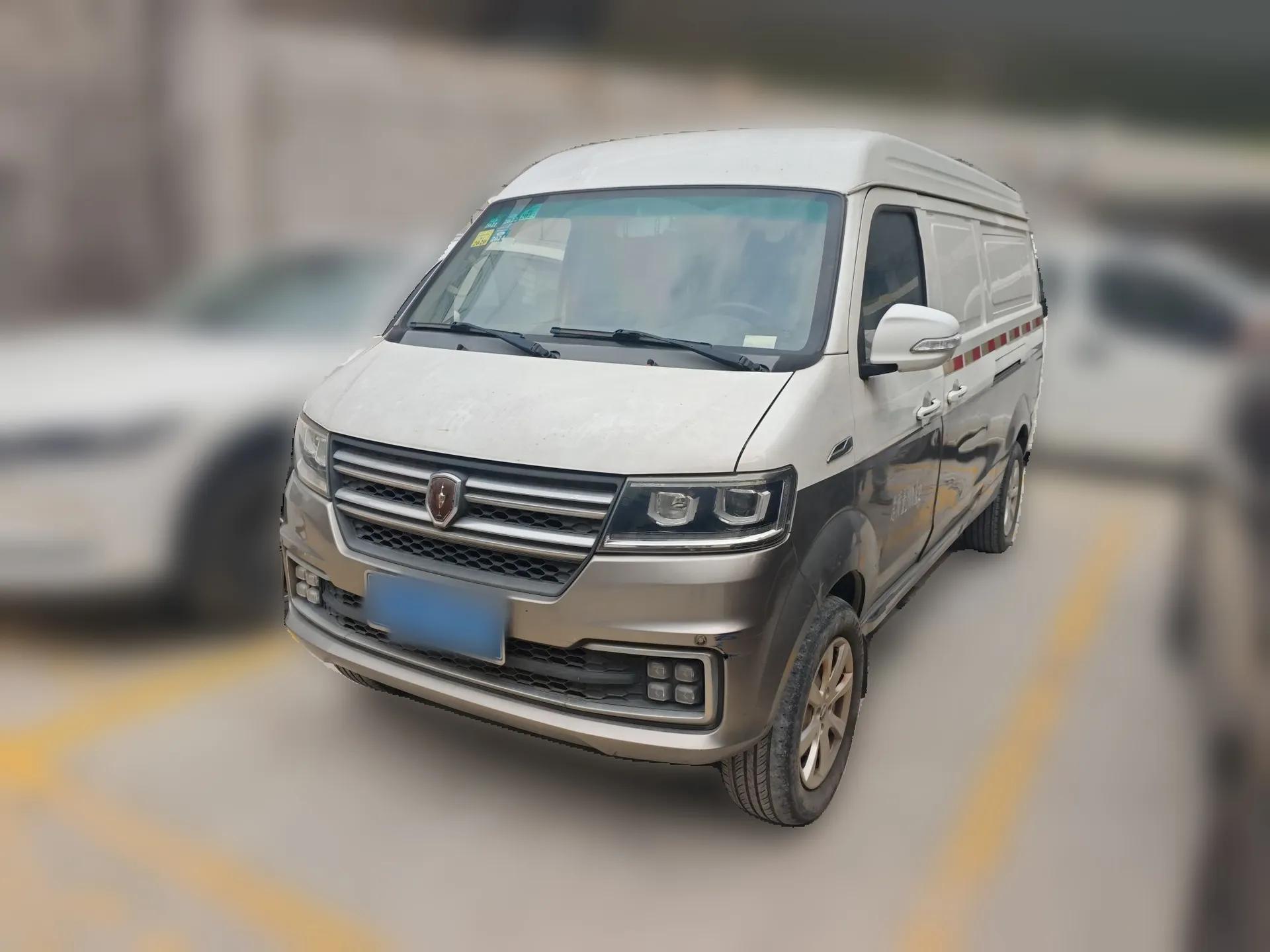 Jinbei New Hiace S 2018 1.5L Wealth Edition Van DLCG14 — миниатюра 1