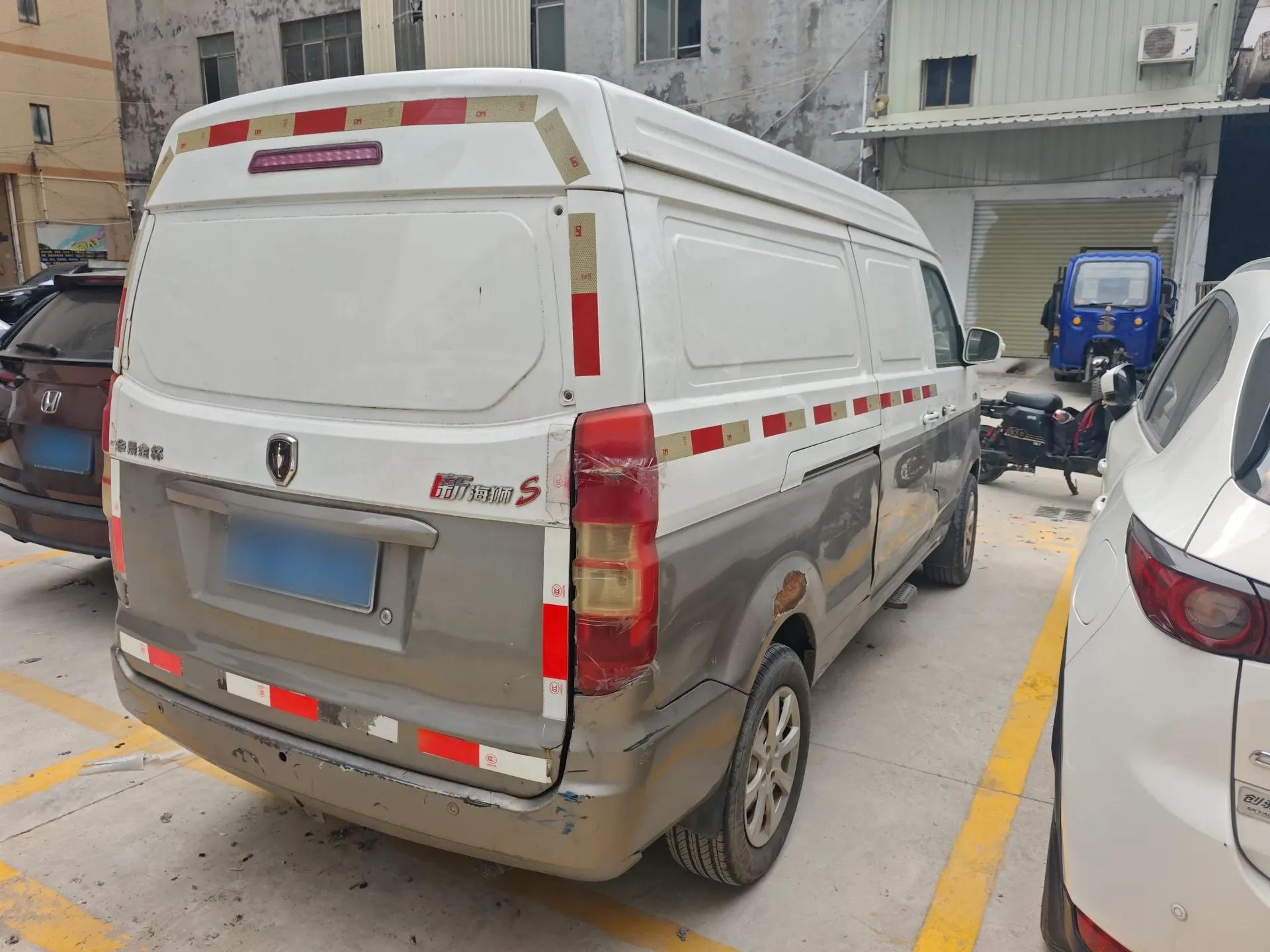 Jinbei New Hiace S 2018 1.5L Wealth Edition Van DLCG14 — миниатюра 6