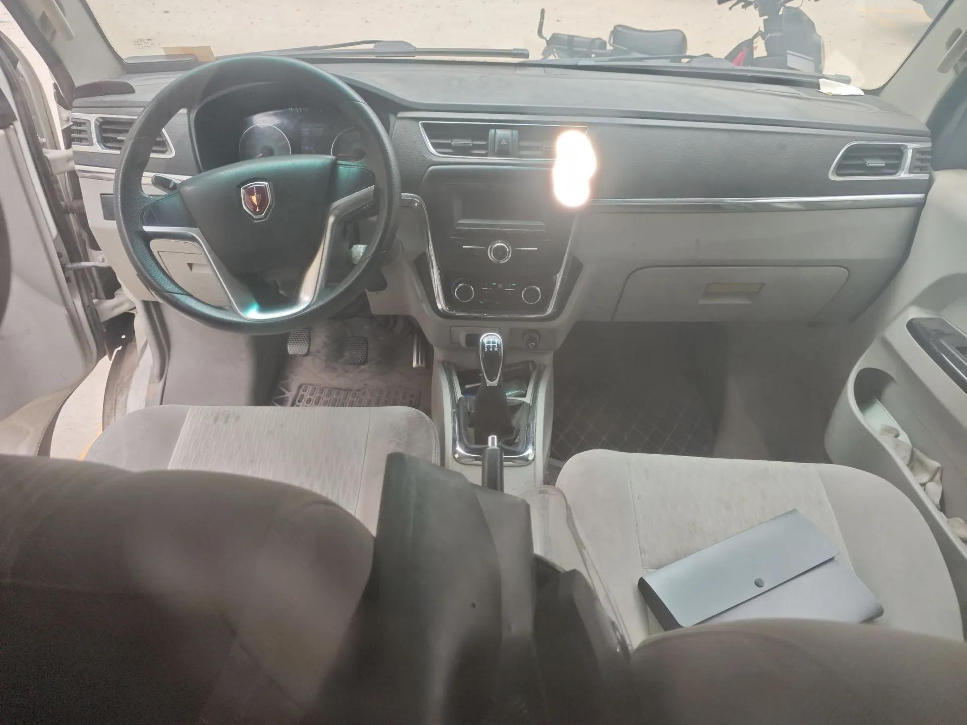 Jinbei New Hiace S 2018 1.5L Wealth Edition Van DLCG14 — миниатюра 10