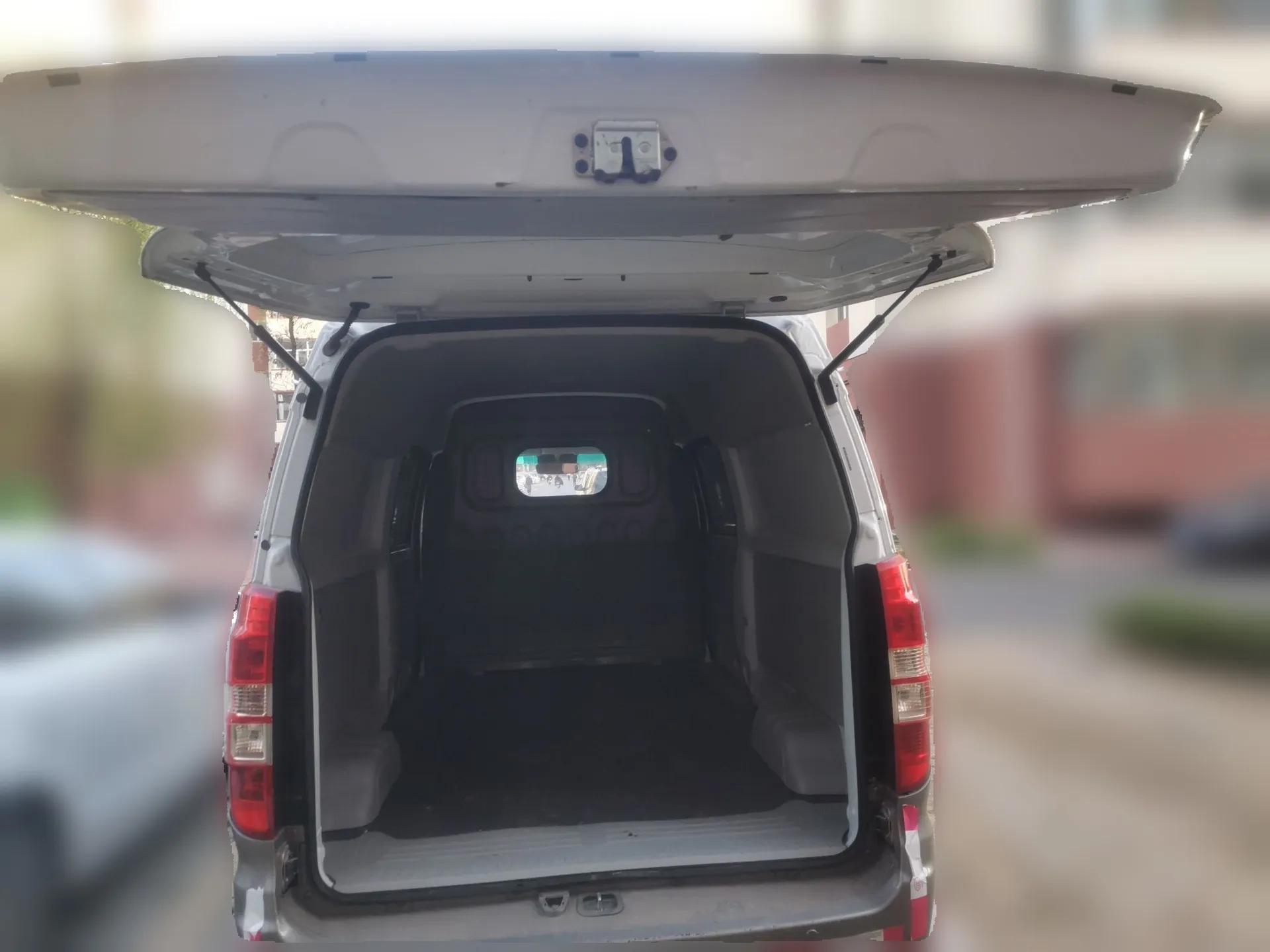 Jinbei New Hiace S  — миниатюра 20