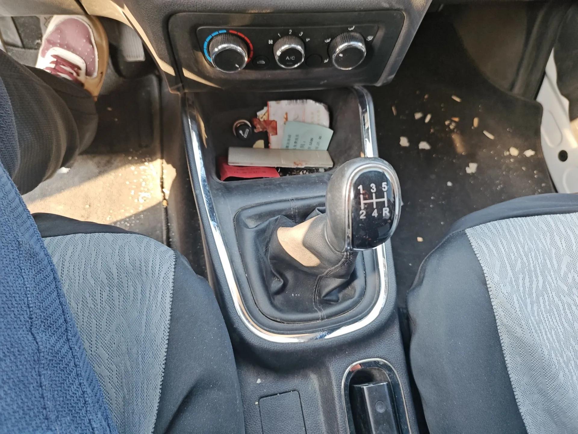 Jinbei Gold Hiace 2024 2.0L Travel Lion 5/6/7-Seater Central Air Conditioning — миниатюра 15