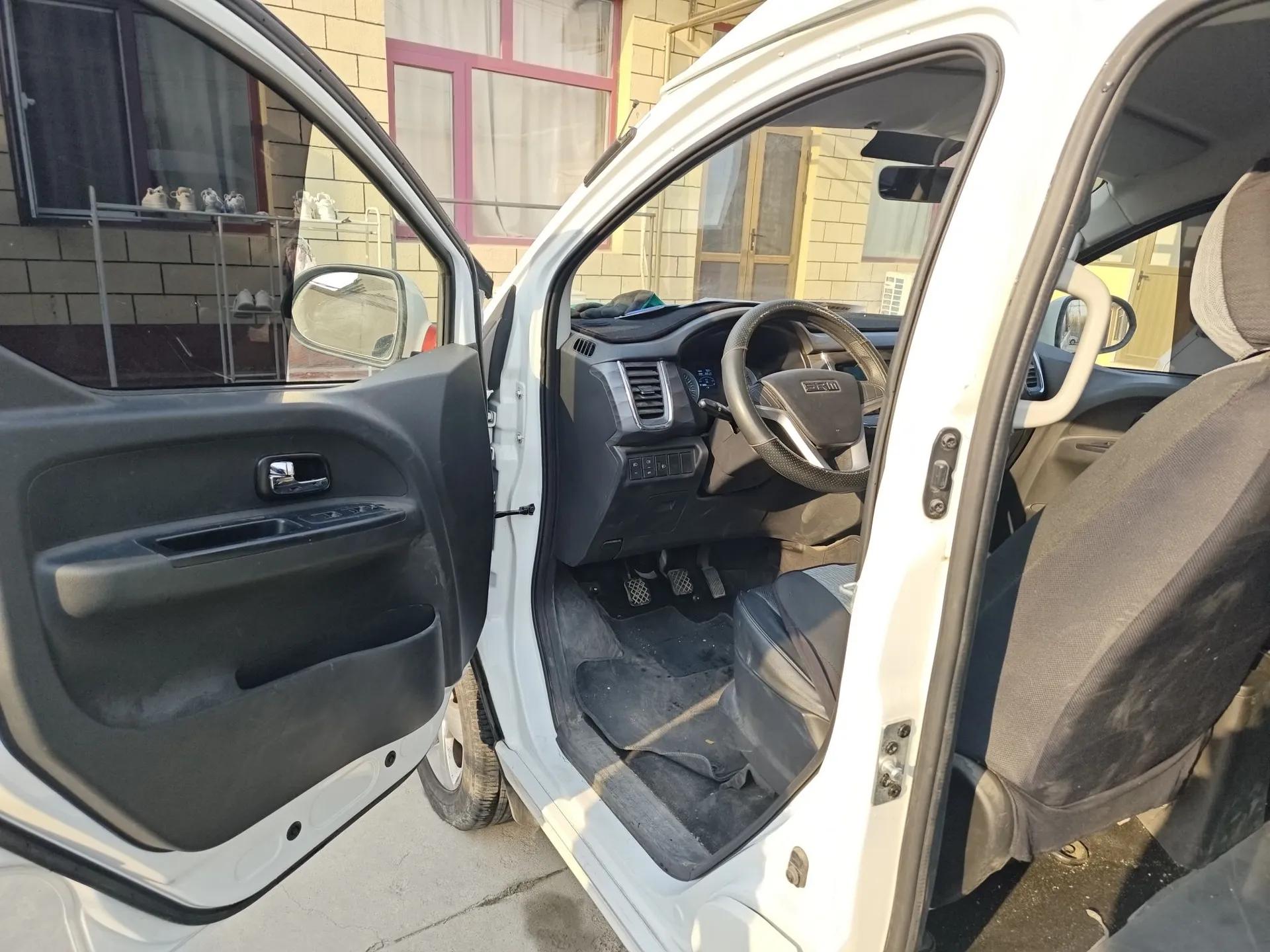 Jinbei Gold Hiace 2024 2.0L Travel Lion 5/6/7-Seater Central Air Conditioning — миниатюра 17