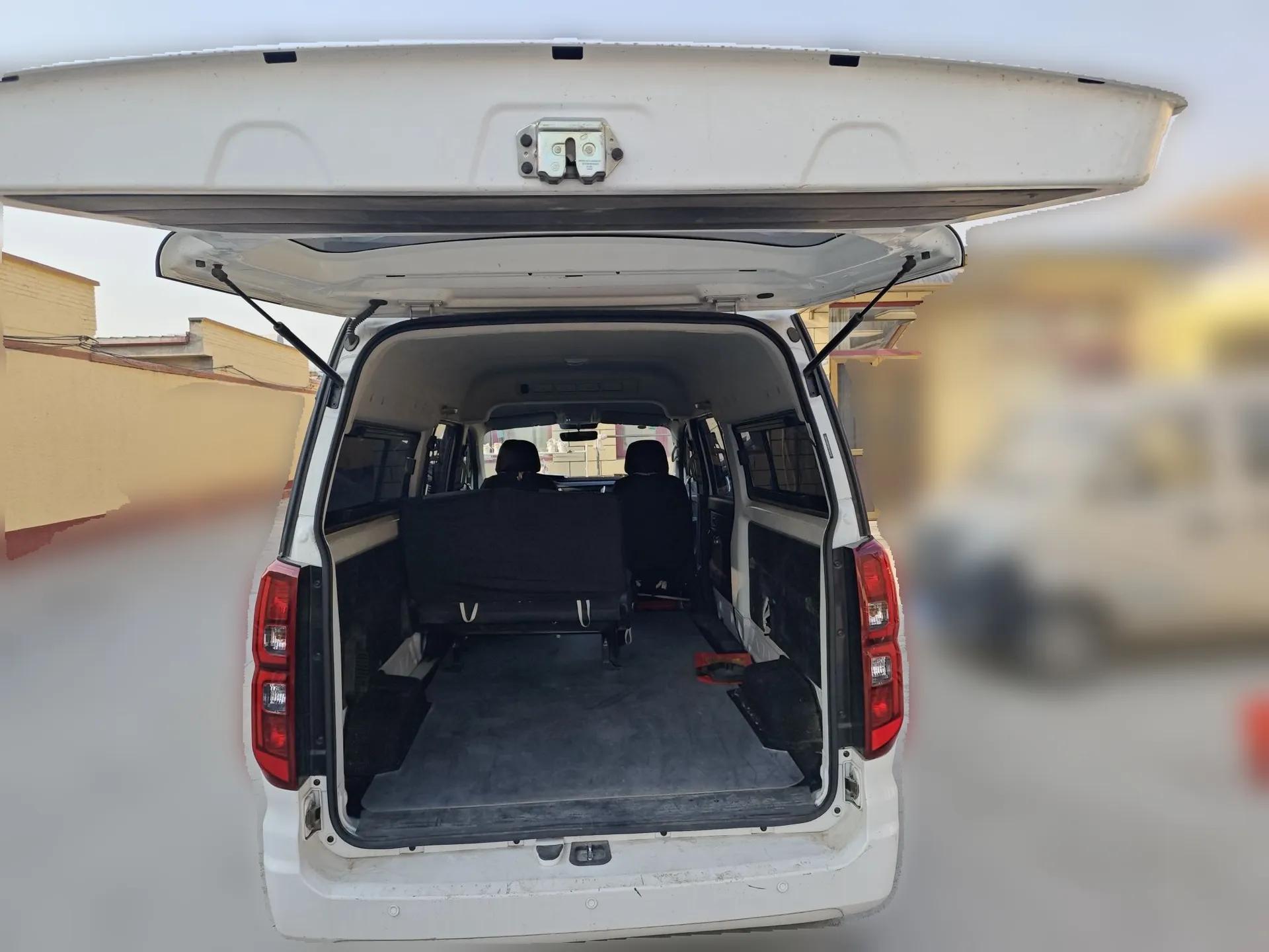 Jinbei Gold Hiace 2024 2.0L Travel Lion 5/6/7-Seater Central Air Conditioning — миниатюра 20