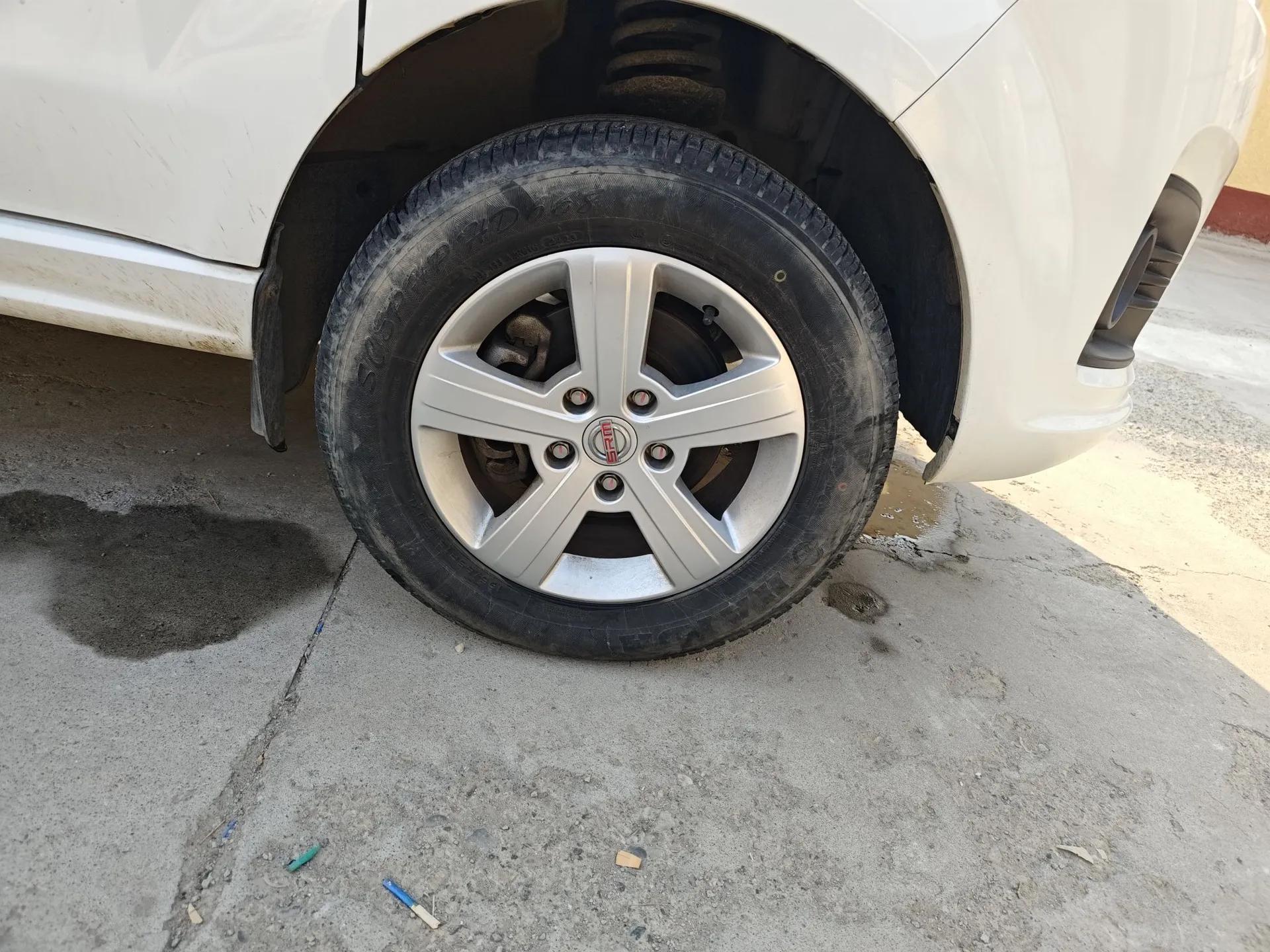 Jinbei Gold Hiace 2024 2.0L Travel Lion 5/6/7-Seater Central Air Conditioning — миниатюра 8