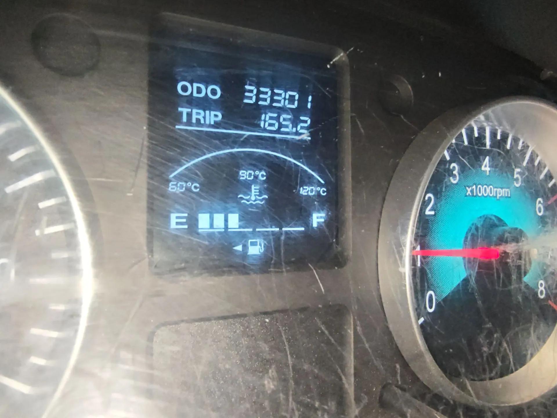 Jinbei Gold Hiace 2023 1.5L Passenger Van Travel Lion 5/6/7-Seater with Central Air Conditioning — миниатюра 13