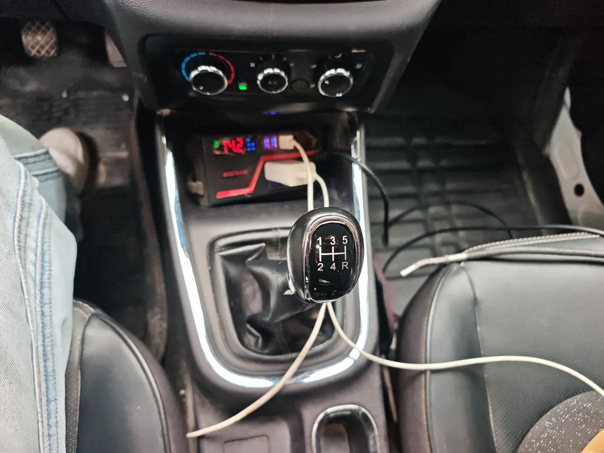 Jinbei Gold Hiace 2023 1.5L Passenger Van Travel Lion 5/6/7-Seater with Central Air Conditioning — миниатюра 15