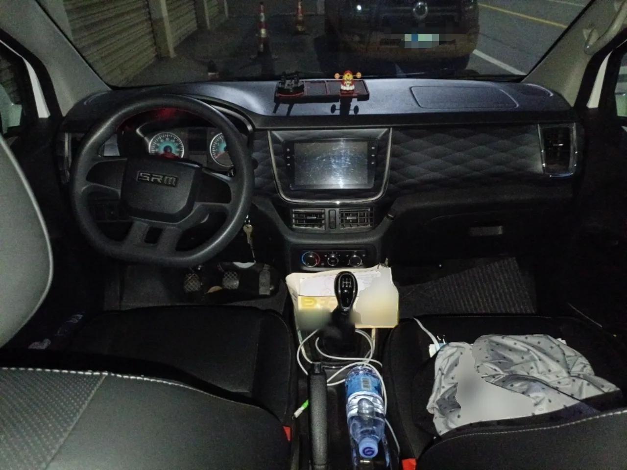 Jinbei Gold Hiace 2024 1.5L Travel Lion Commercial Version 7-Seater — миниатюра 10